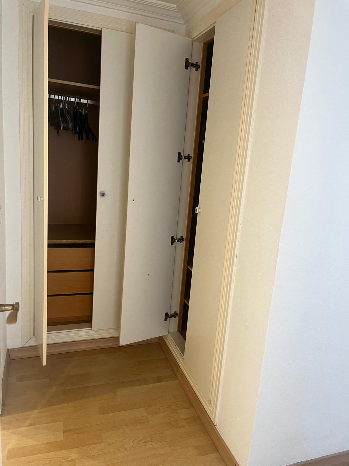 3 Bedroom Apartment in Marbella - Photo 12