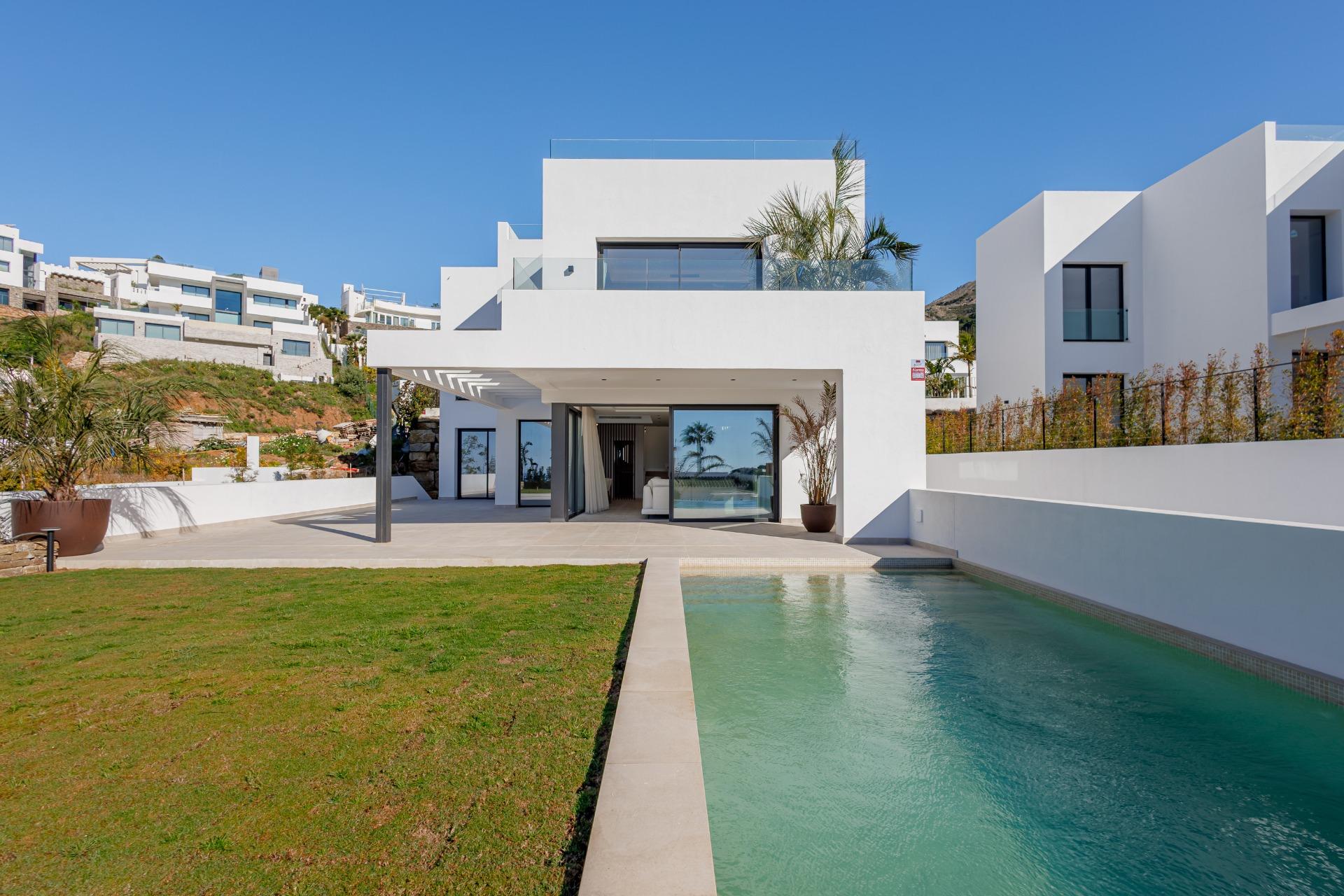 4 Bedroom Villa in Mijas - Photo 2