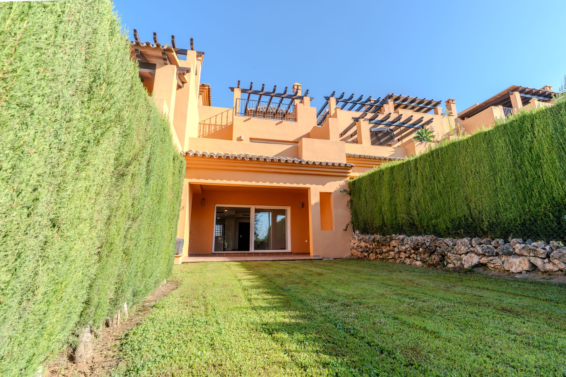3 Bedroom Townhouse in Estepona - Photo 15