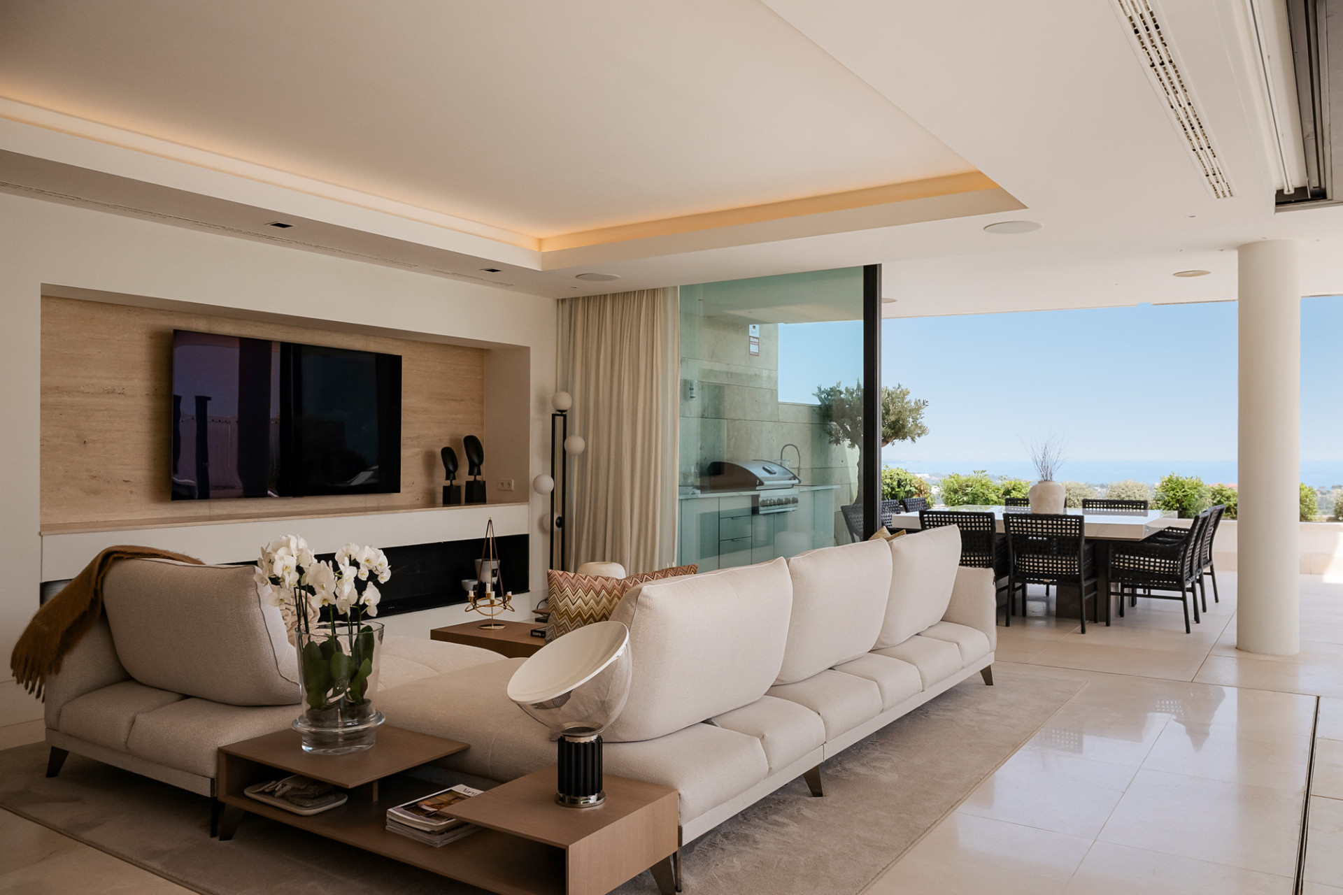 3 Bedroom Apartment in Benahavís - Photo 12