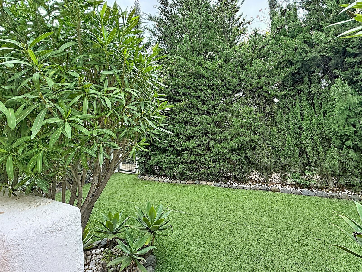 3 Bedroom Apartment in Estepona - Foto 40