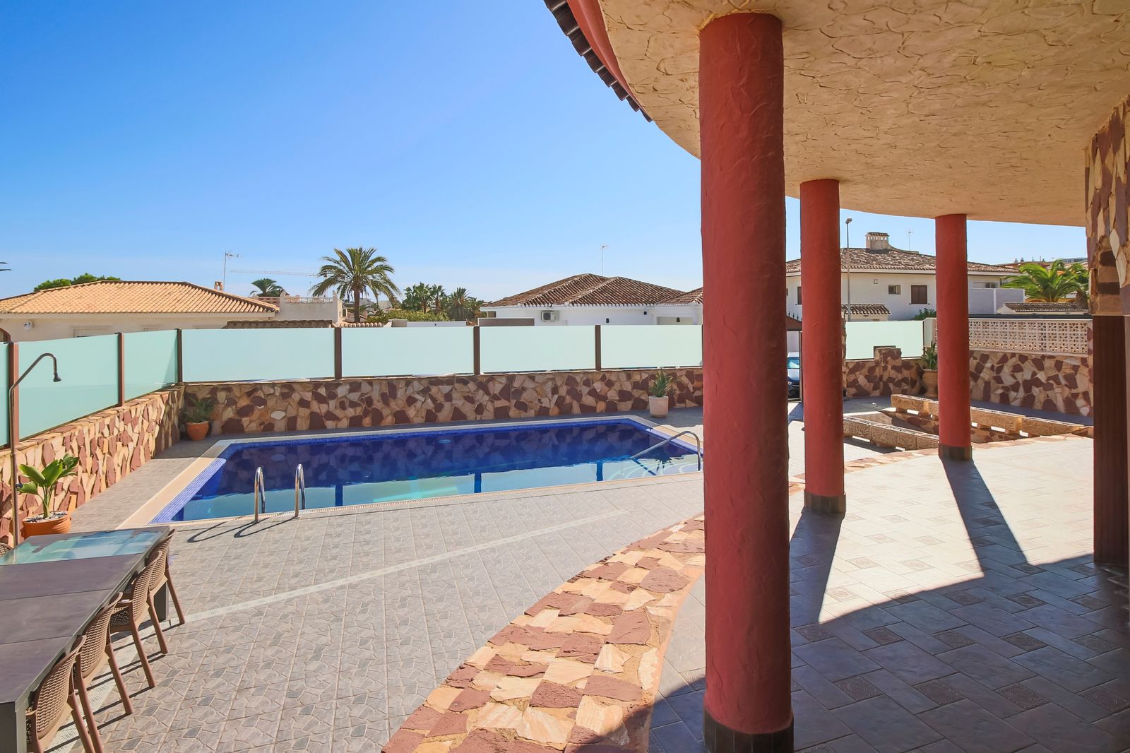 Moradia com 4 quartos com piscina em Alicante, Espanha – Foto 24