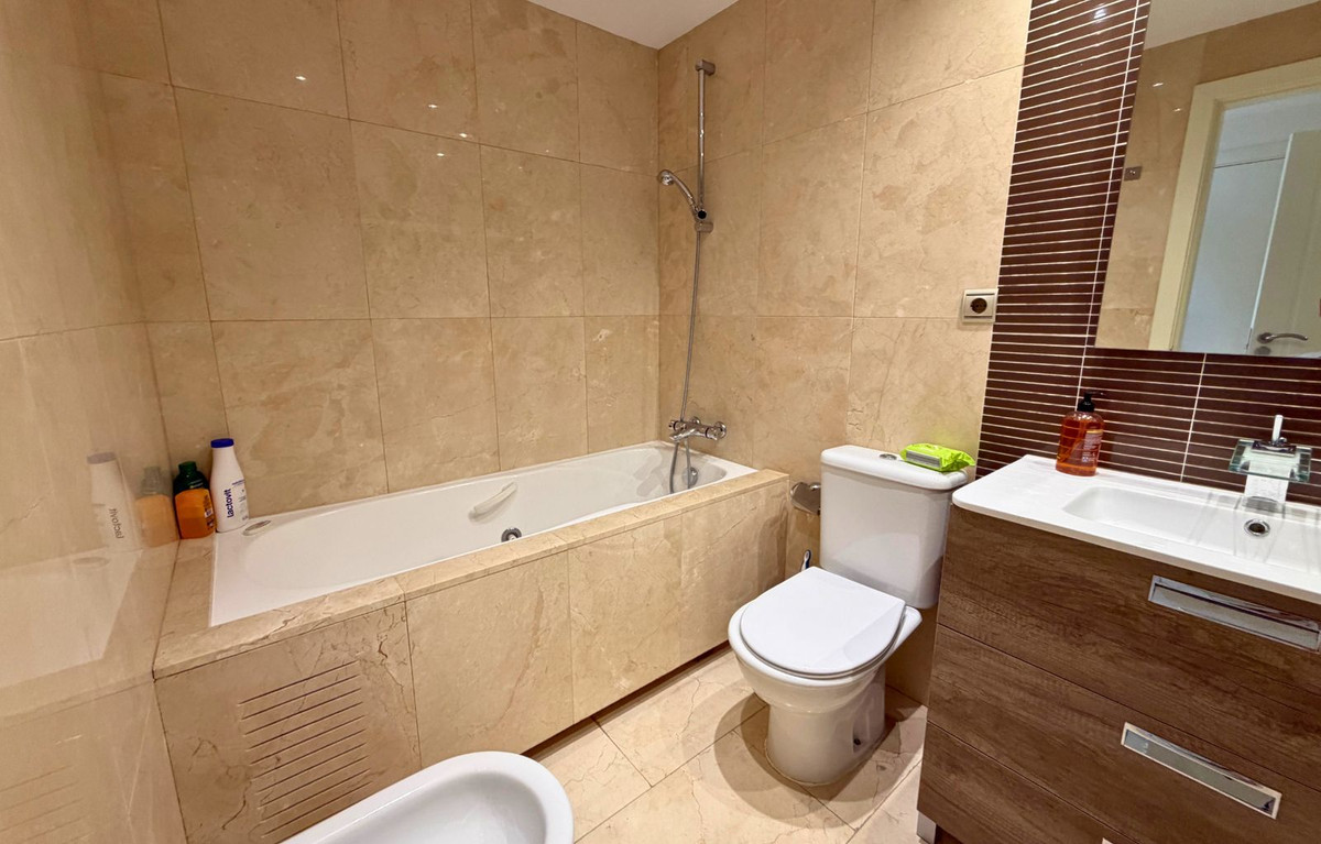 3 Bedroom Apartment in Casares - Photo 23