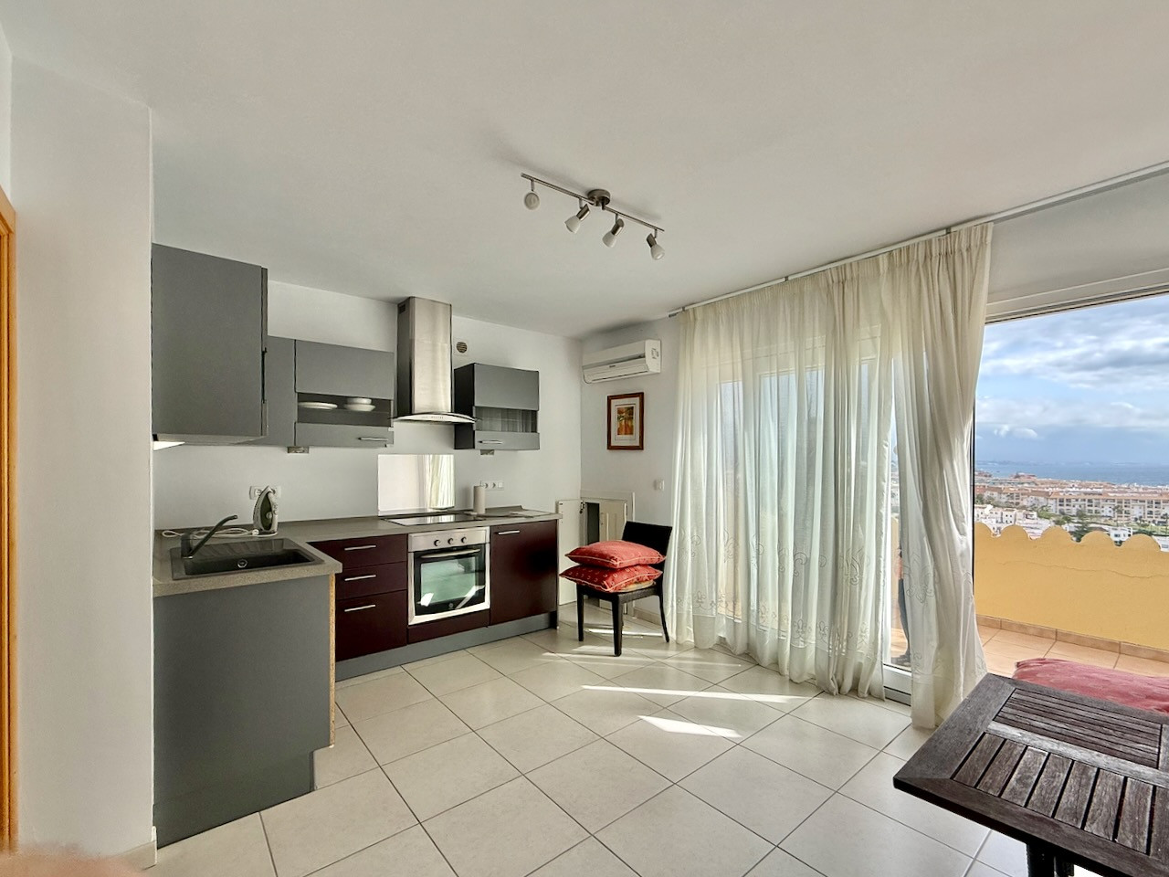 5 Bedroom Villa in La Duquesa - Photo 29