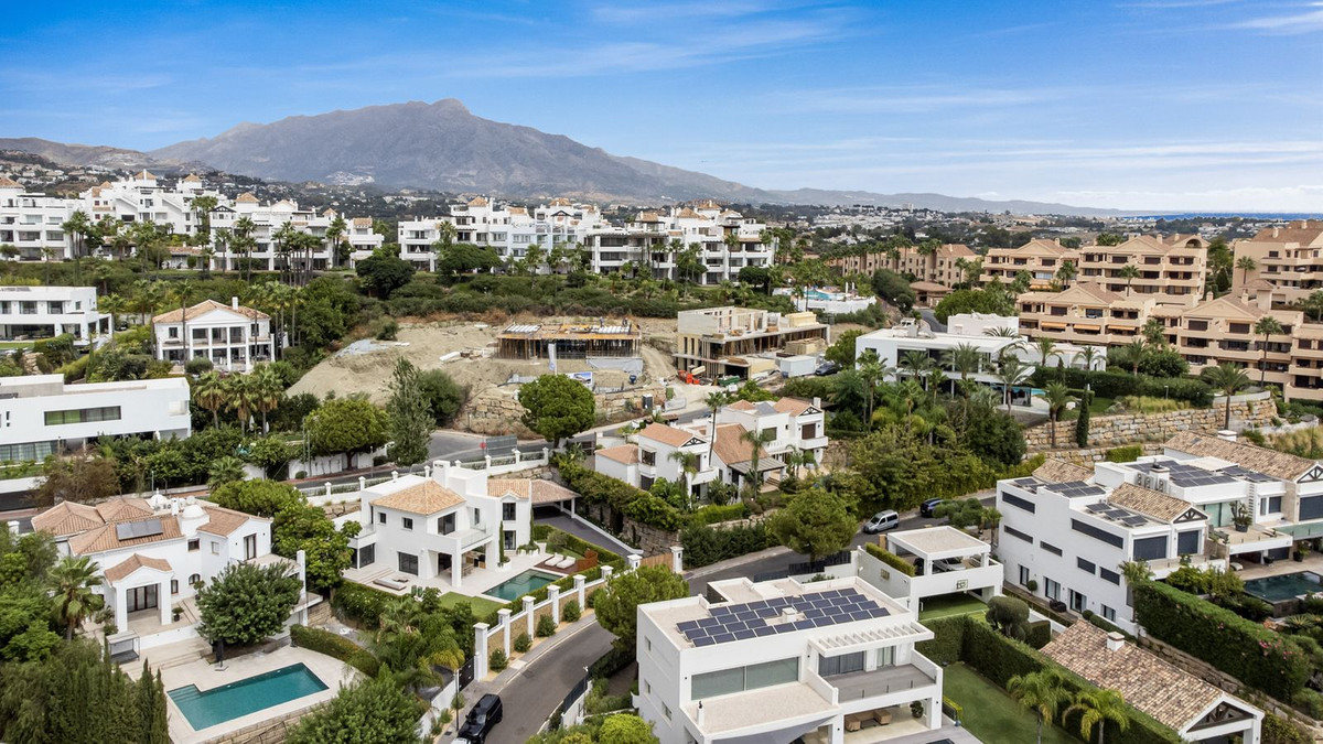 4 Bedroom Villa in Benahavís - Foto 38