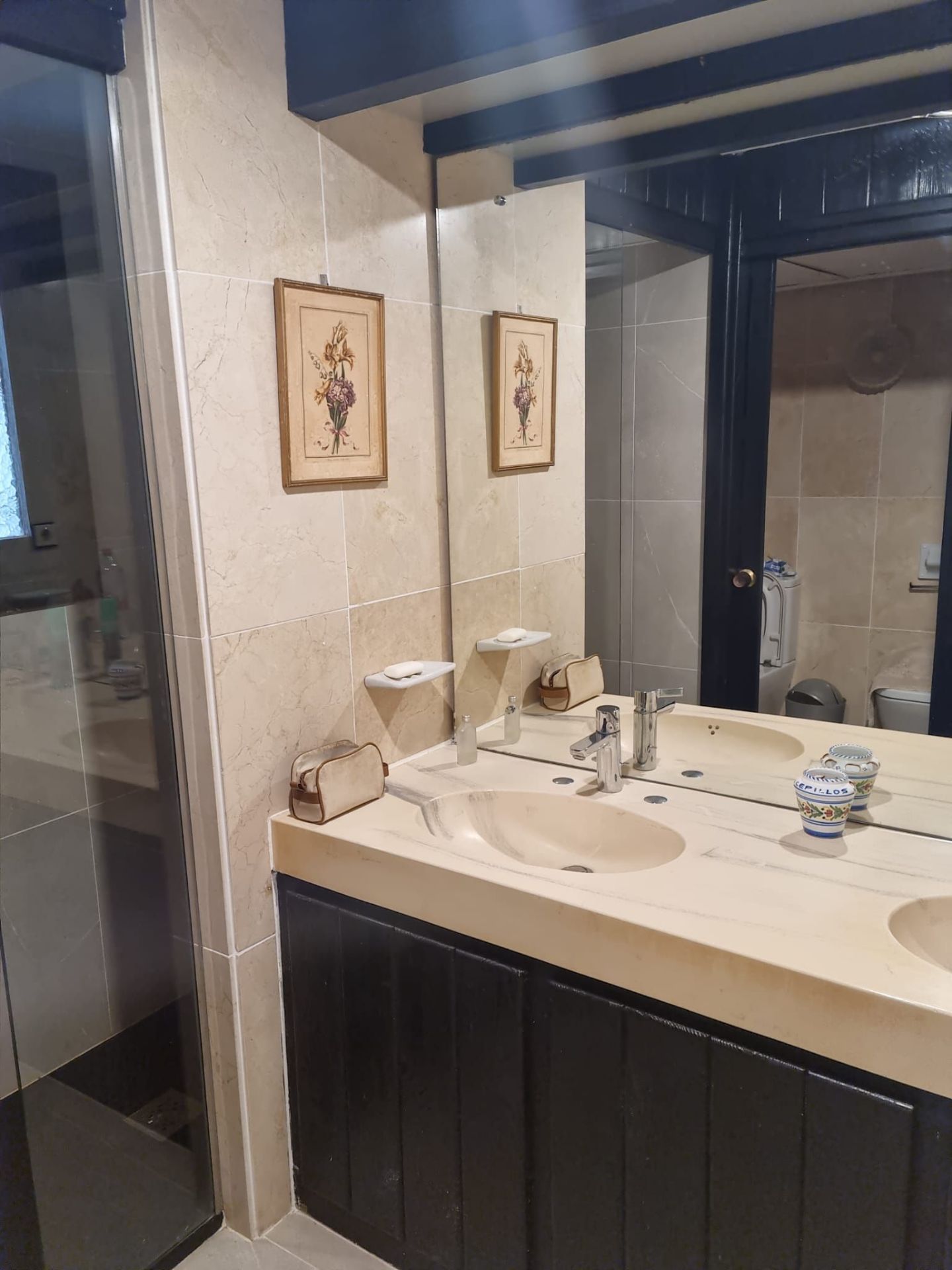 2 Bedroom Apartment in Marbella - Photo 17