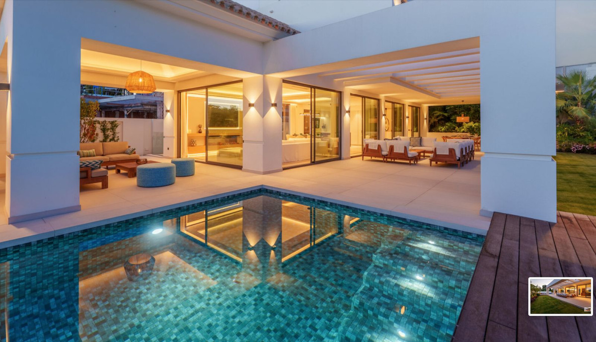 5 Bedroom Villa in San Pedro de Alcántara - Photo 27
