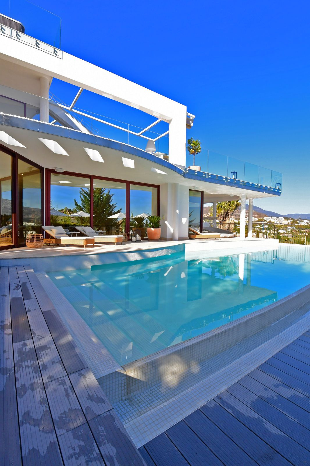 7 Bedroom Villa in Marbella - Photo 52