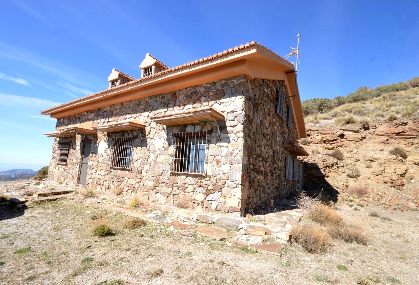 6-bedroom villa in Granada, Spain – Photo 1