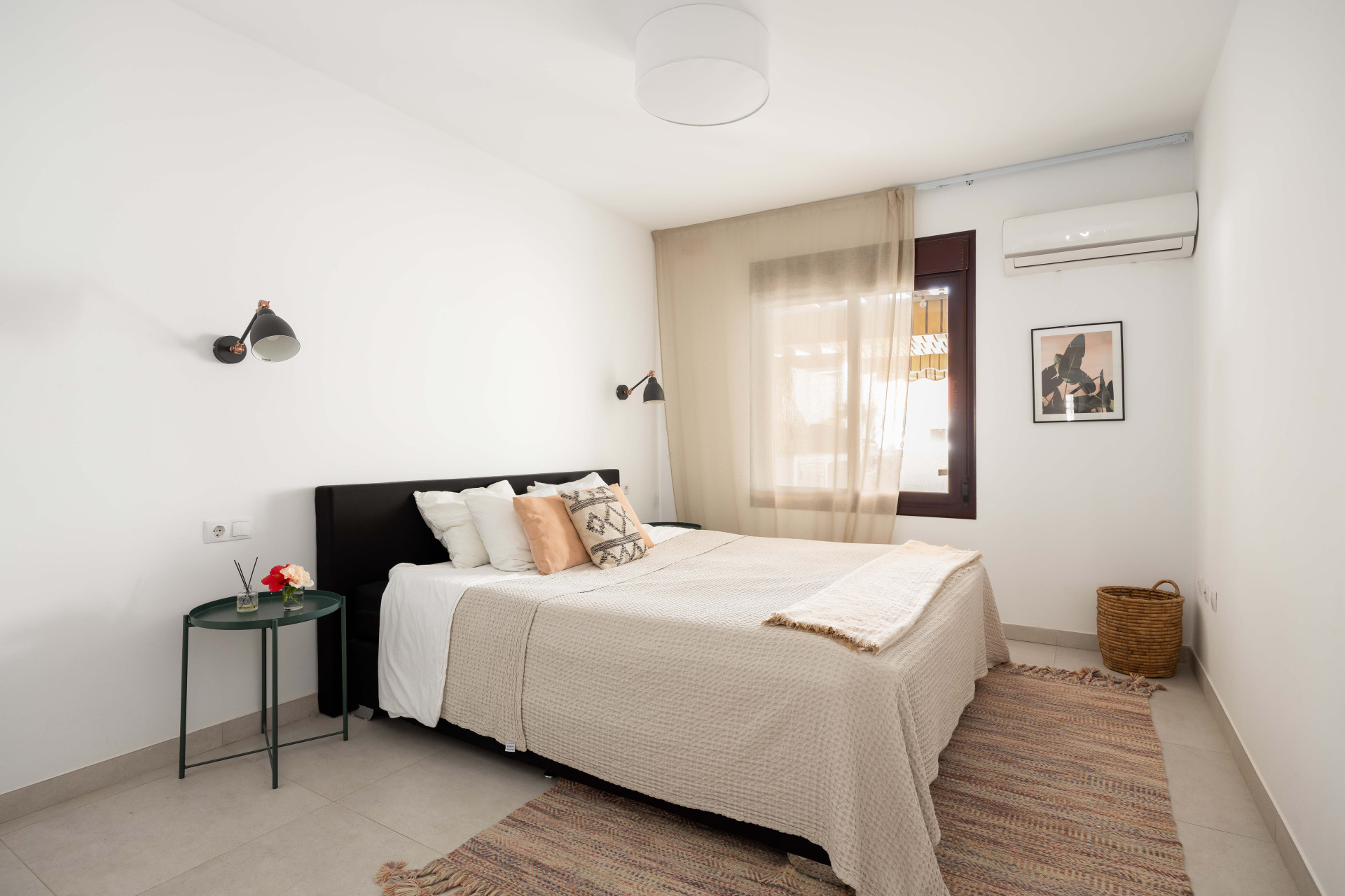3 Bedroom Apartment in Marbella - Photo 12