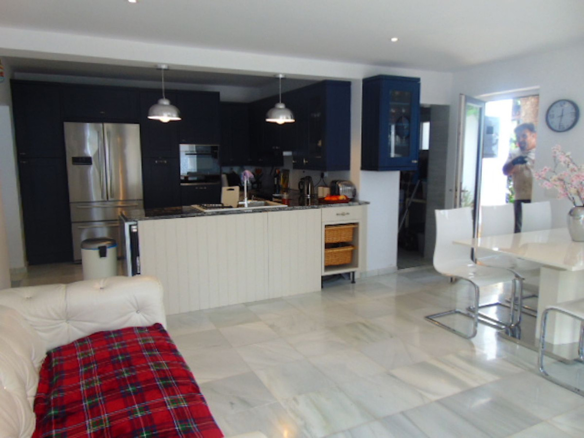 4 Bedroom Villa in San Pedro de Alcántara - Foto 5