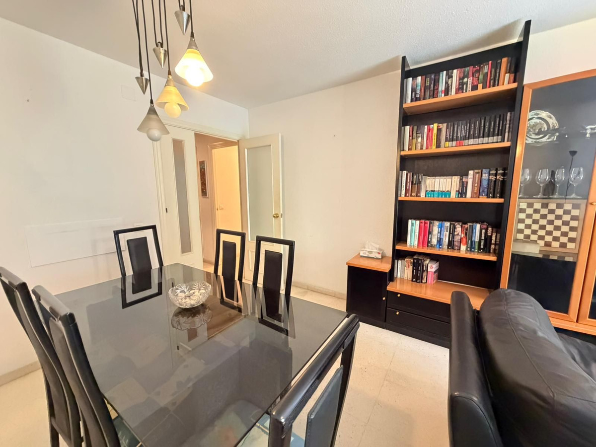 3 Bedroom Apartment in Fuengirola - Foto 3