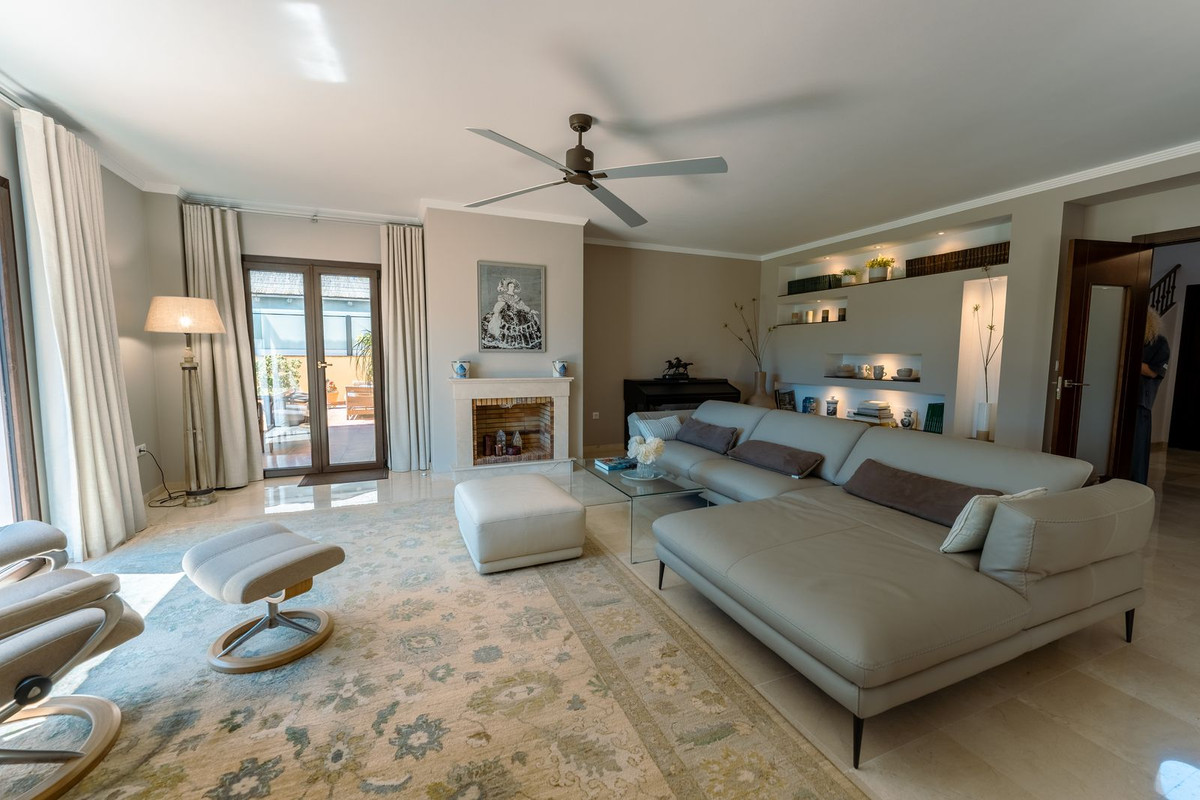 5 Bedroom Villa in San Pedro de Alcántara - Foto 8