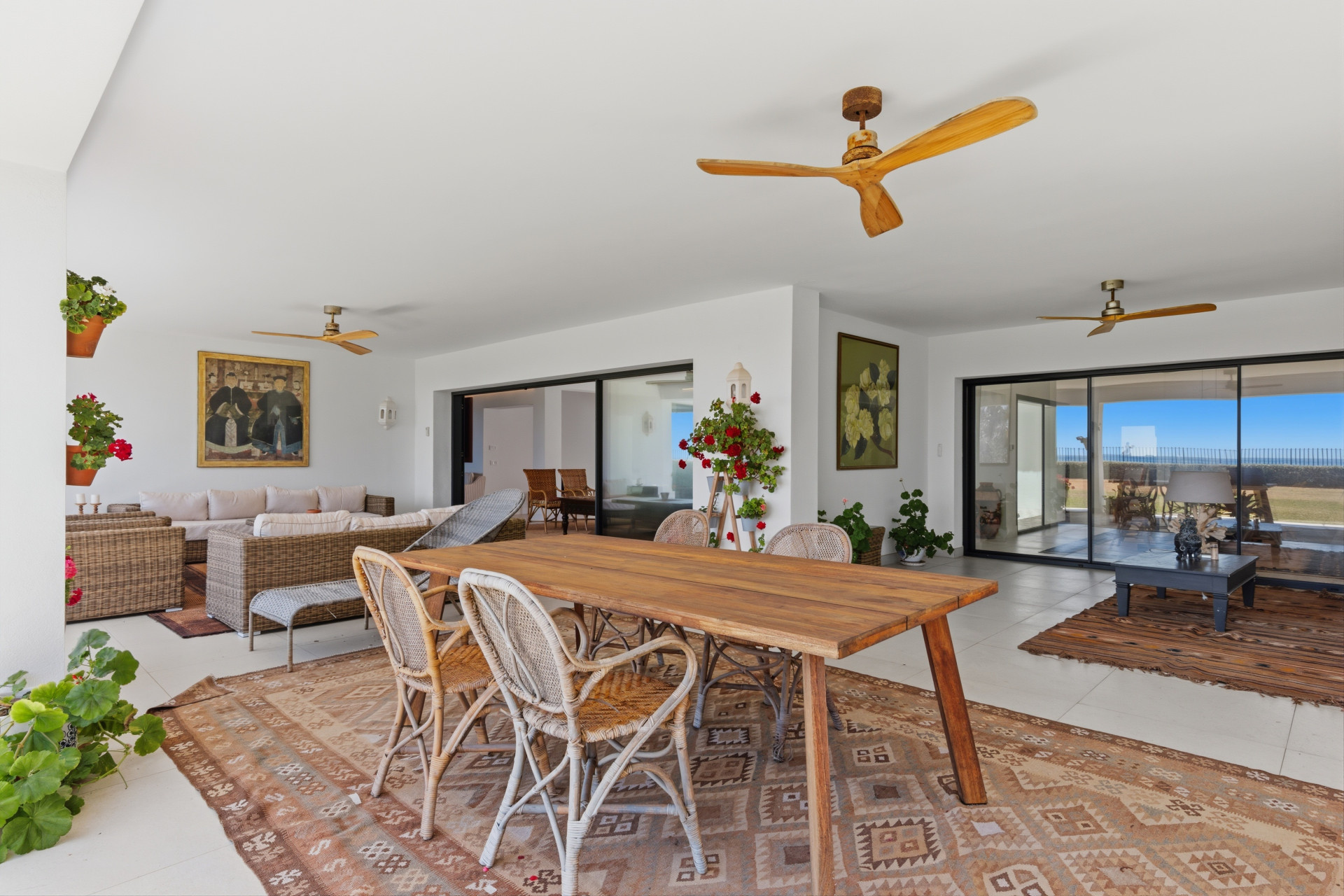 9 Bedroom Villa in Estepona - Photo 16