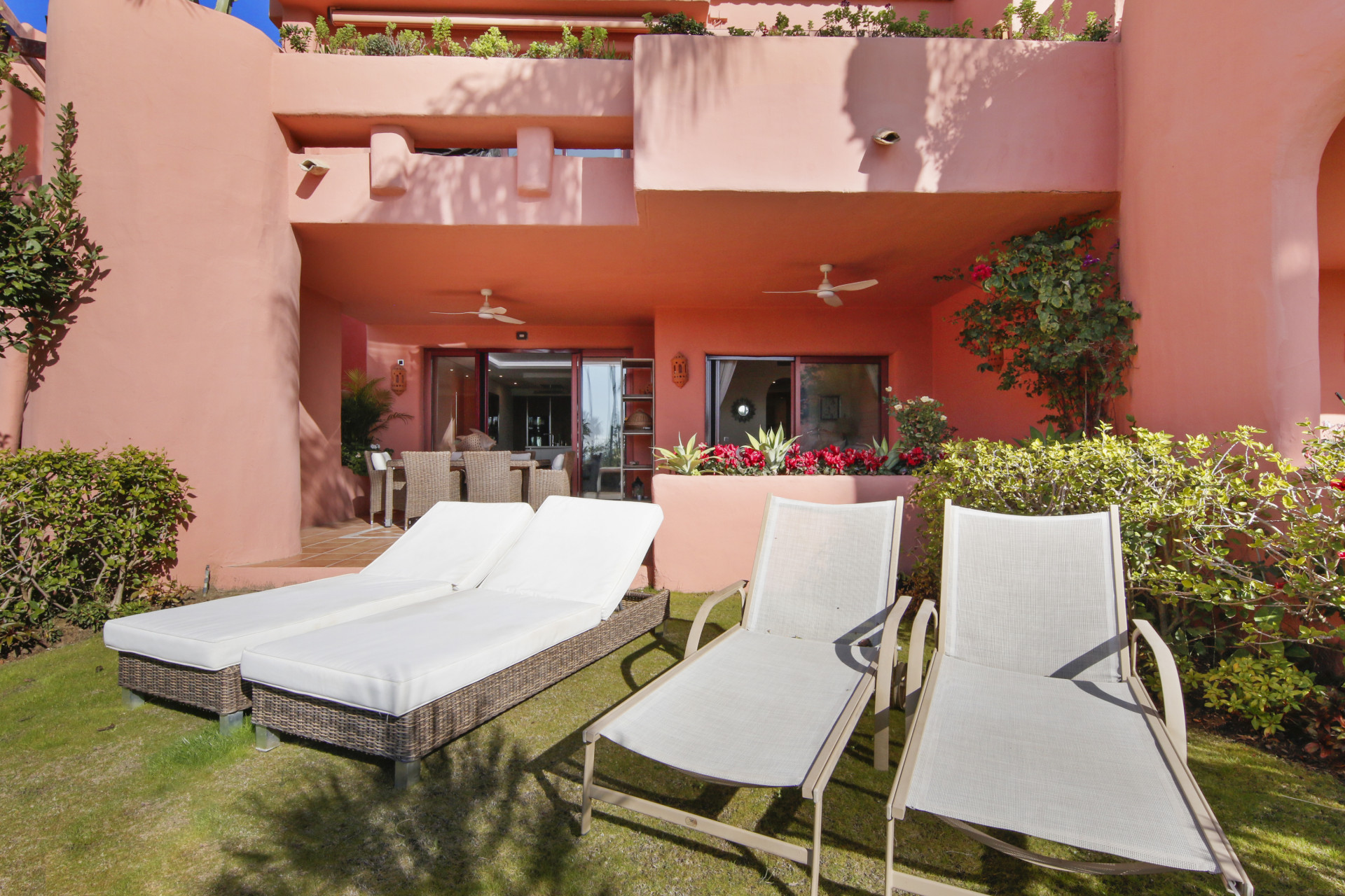 3 Bedroom Apartment in Estepona - Foto 11