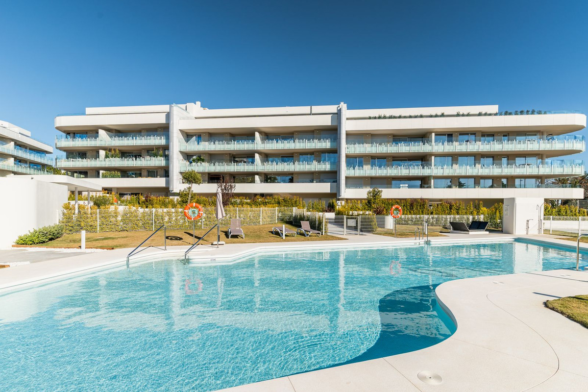 3 Bedroom Apartment in San Pedro de Alcántara - Photo 5