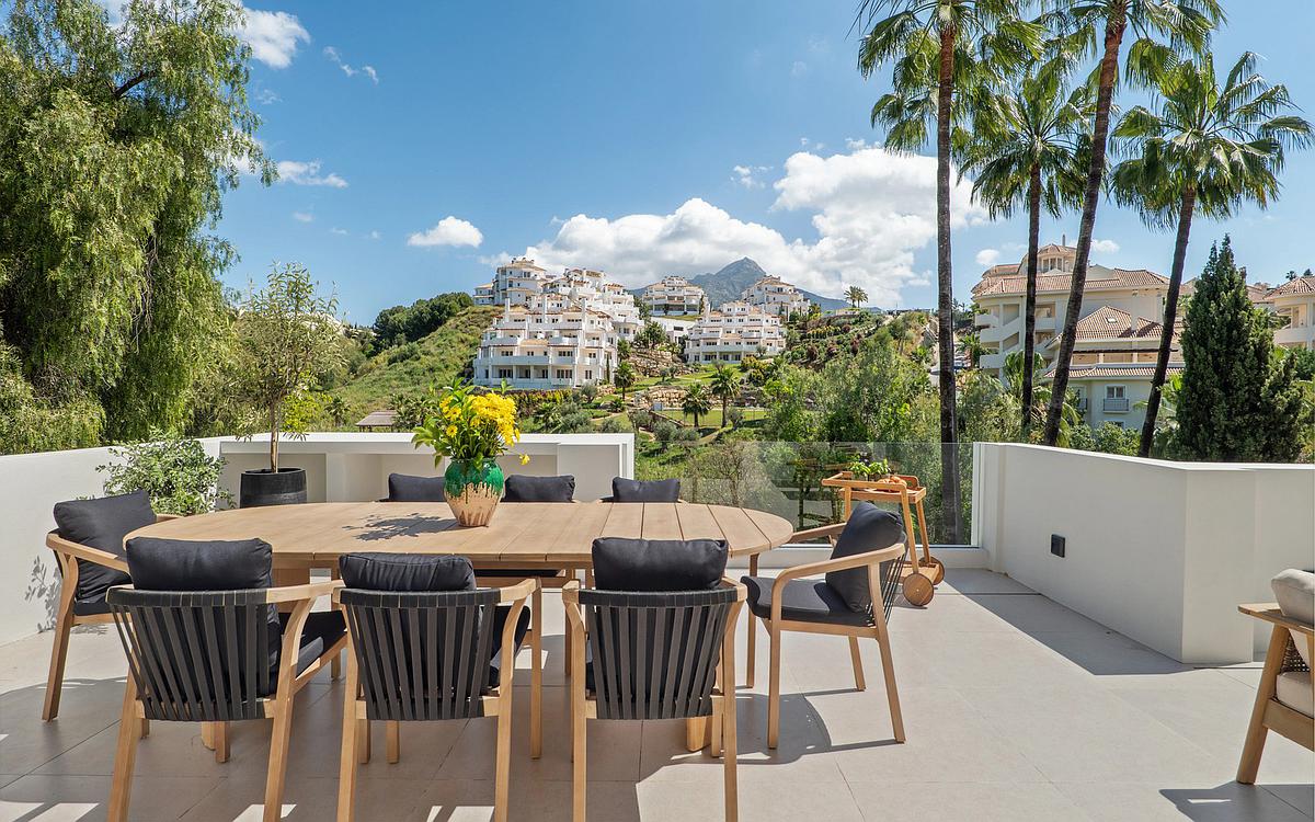 5 Bedroom Villa in Marbella - Photo 15