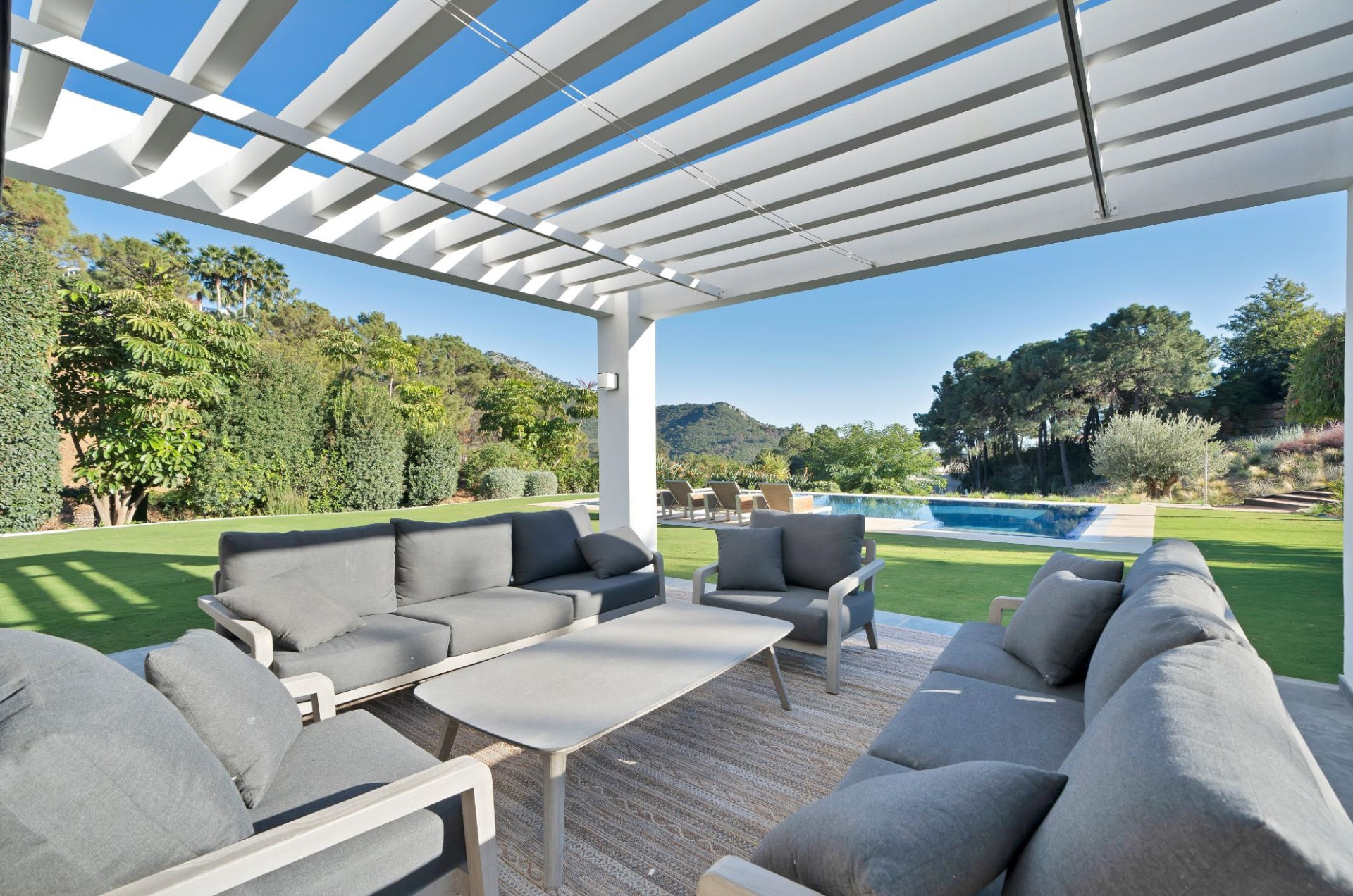 4 Bedroom Villa in Benahavís - Foto 3