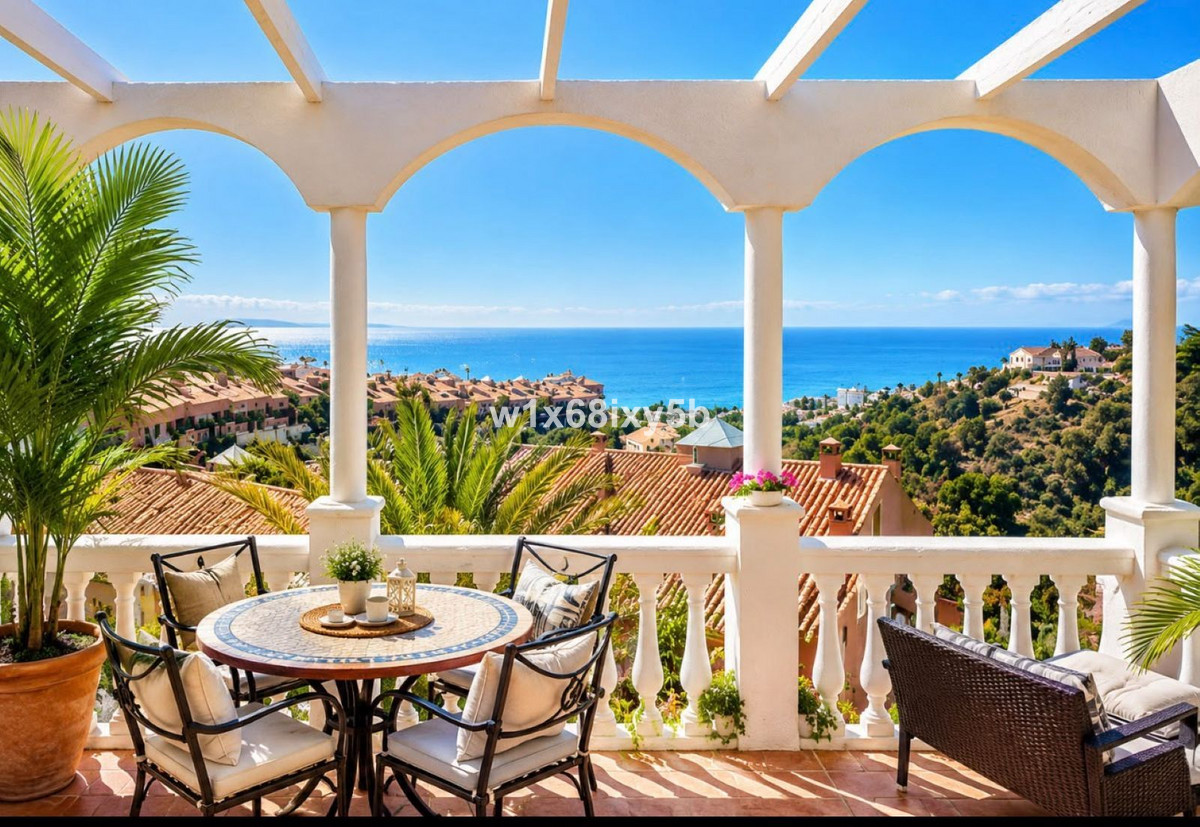 2 Bedroom Villa in Fuengirola
