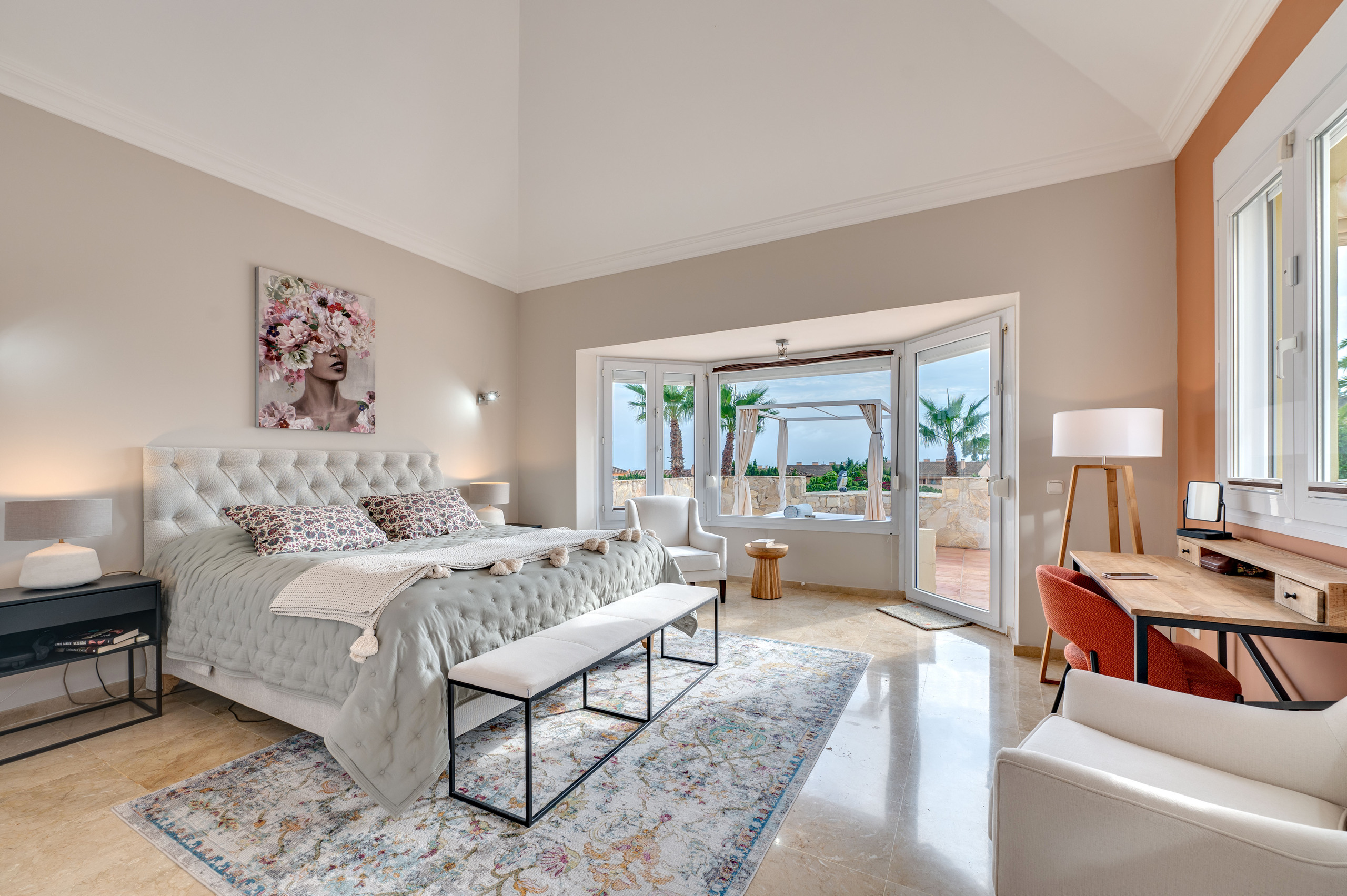 5 Bedroom Villa in Marbella - Photo 4