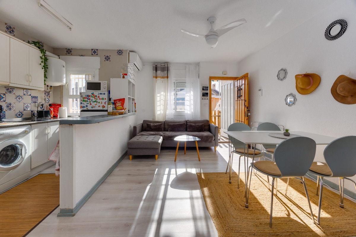Chalet de 2 dormitorios en Murcia – Foto 4