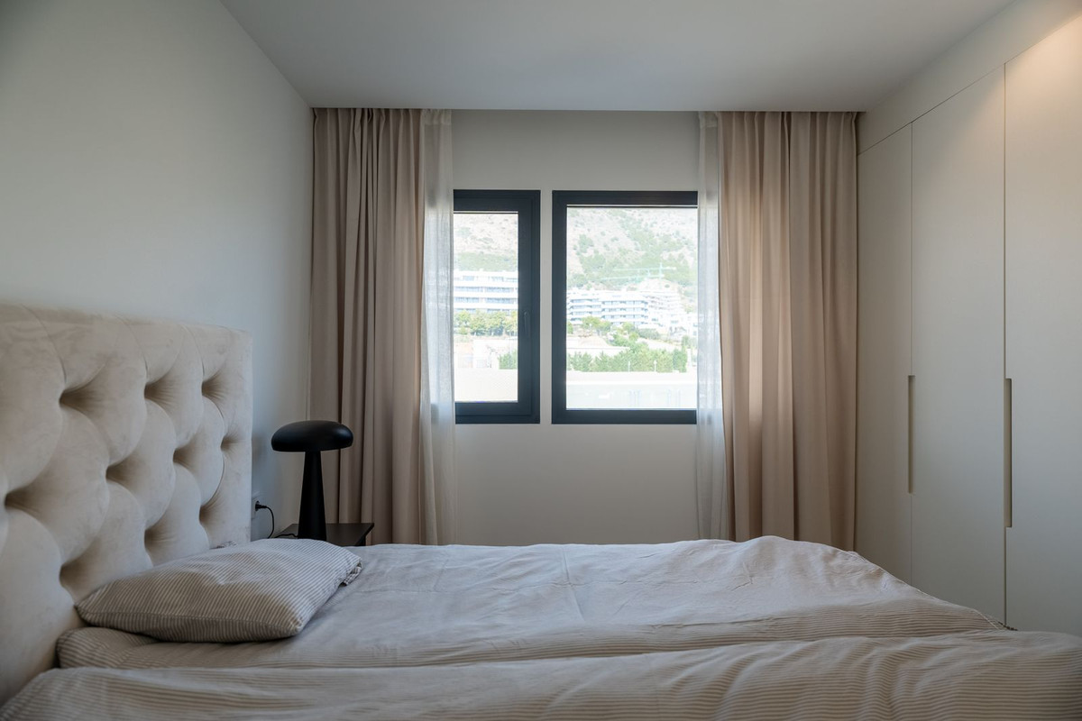 3 Bedroom Penthouse in Fuengirola - Photo 24