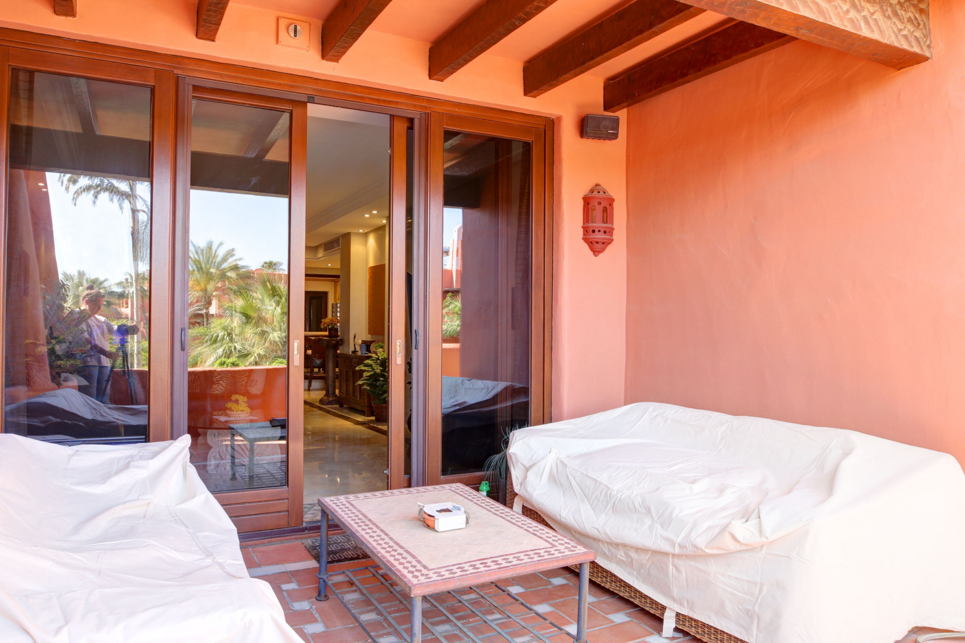 2 Bedroom Apartment in Estepona - Photo 9
