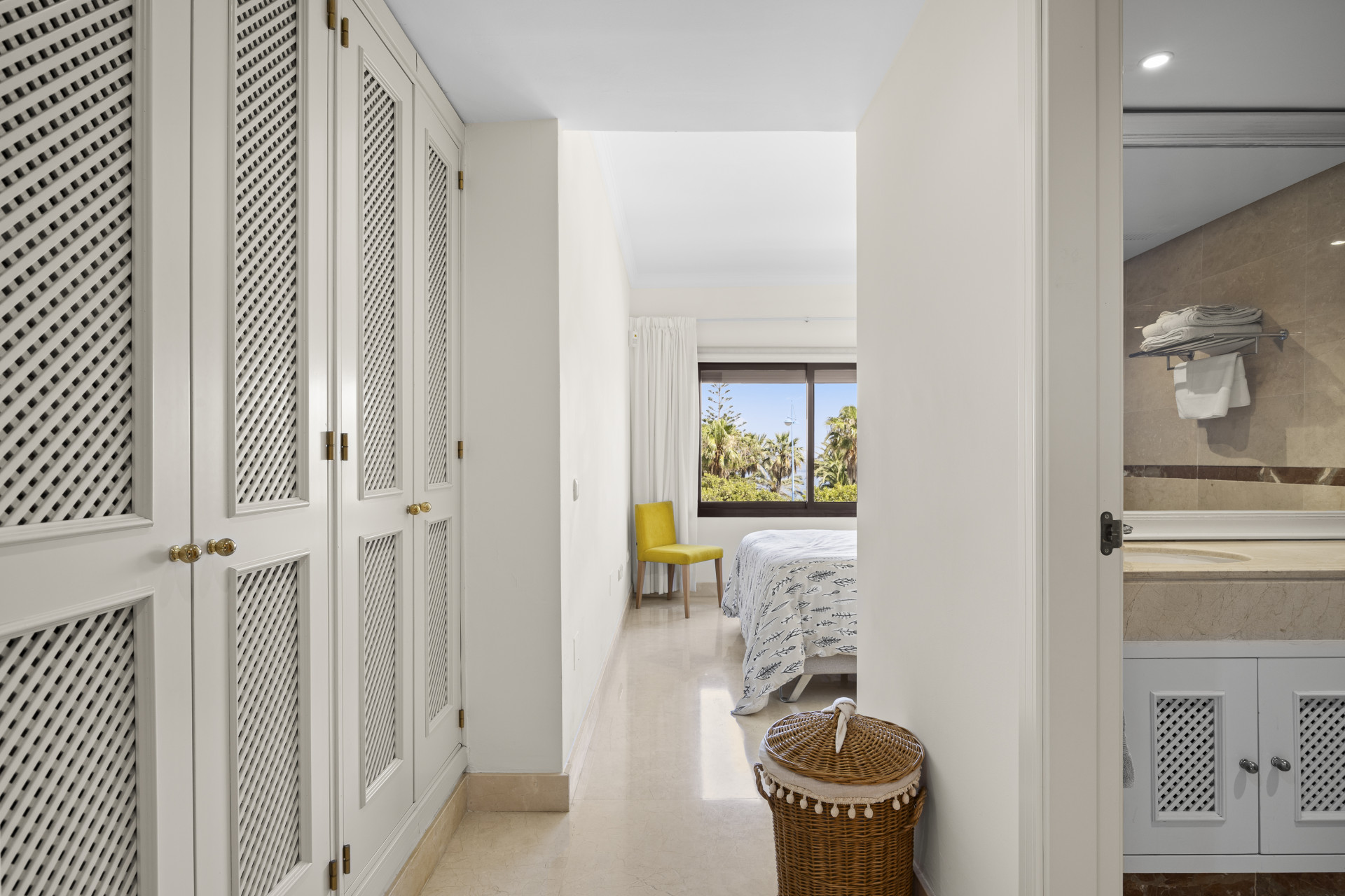 3 Bedroom Penthouse in San Pedro de Alcántara - Photo 18