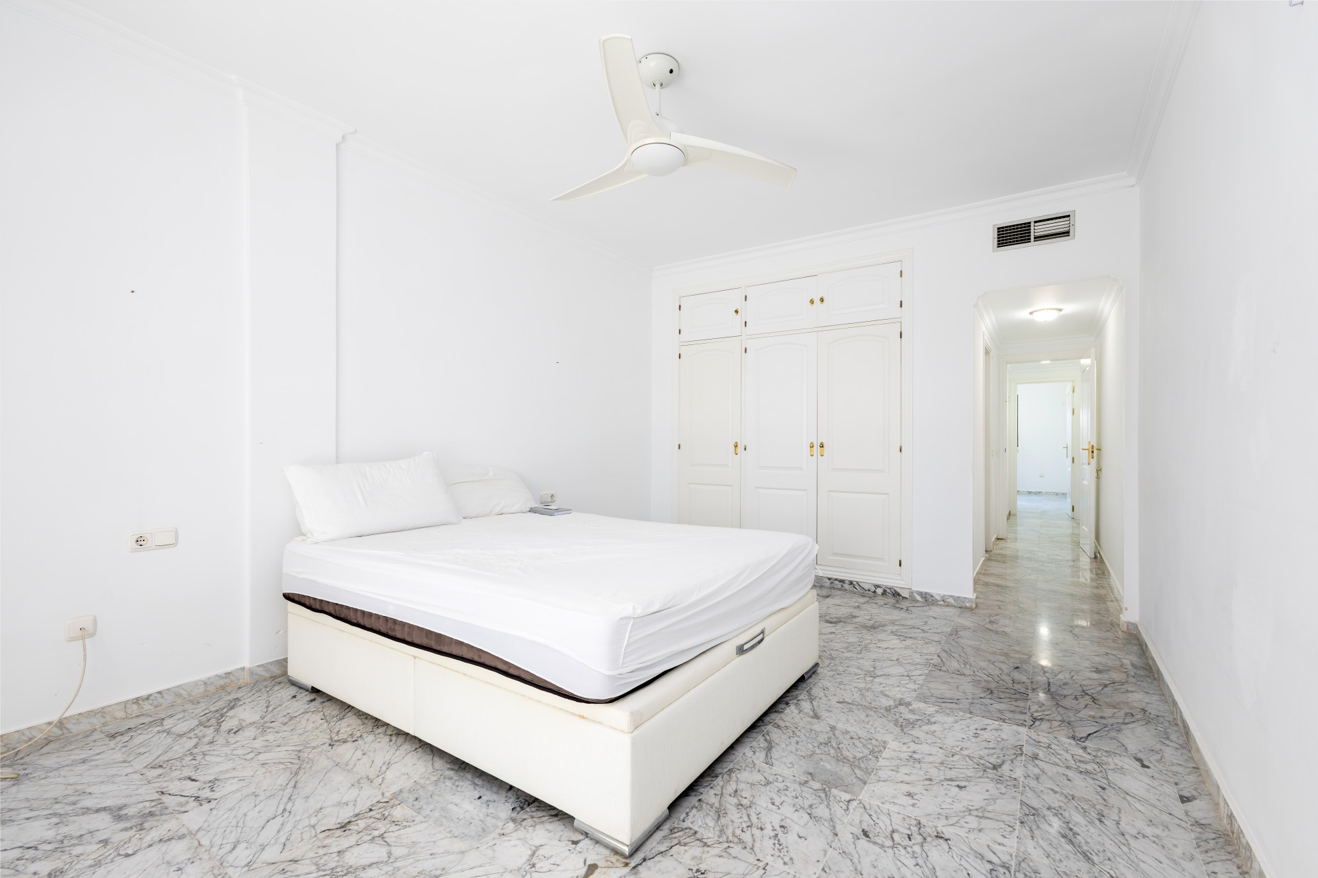 2 Bedroom Apartment in Alhaurín el Grande - Photo 21