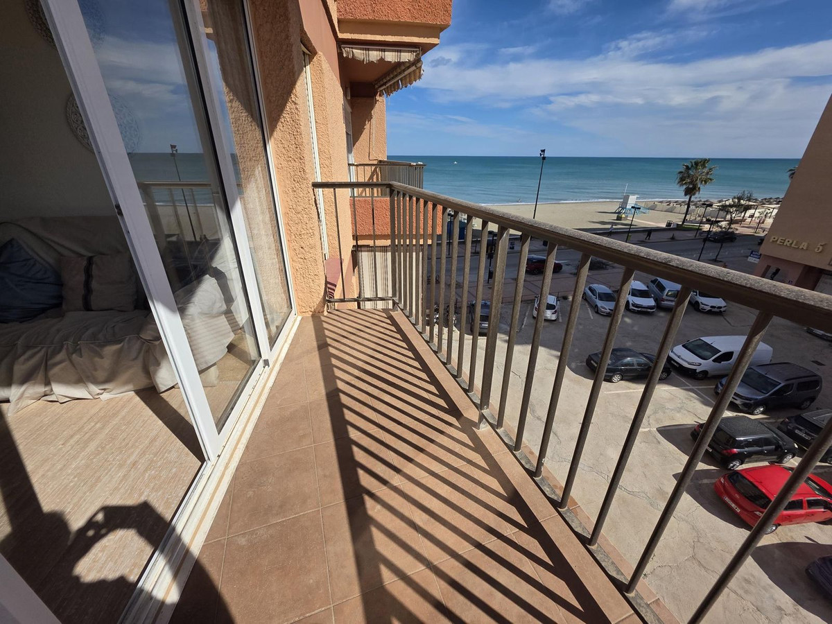 2 Bedroom Apartment in Fuengirola - Foto 2