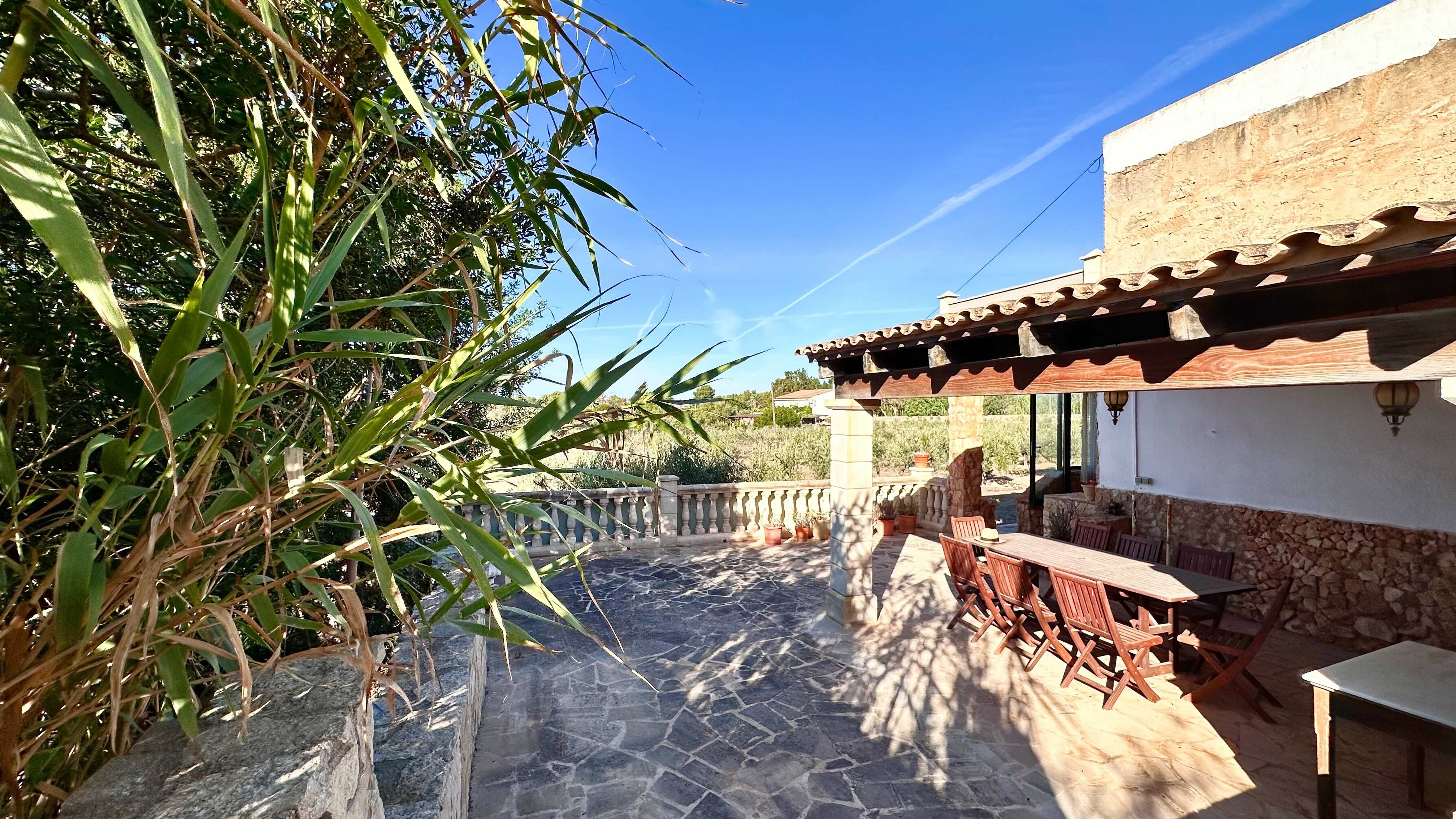 Chalet de 3 dormitorios con piscina en Baleares – Foto 21
