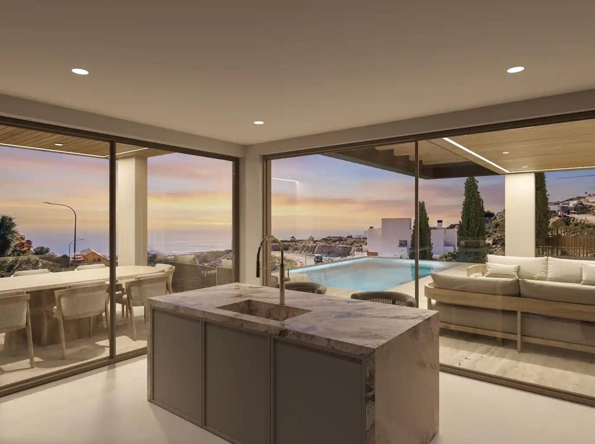 696 m² Plot in Benalmádena - Photo 2