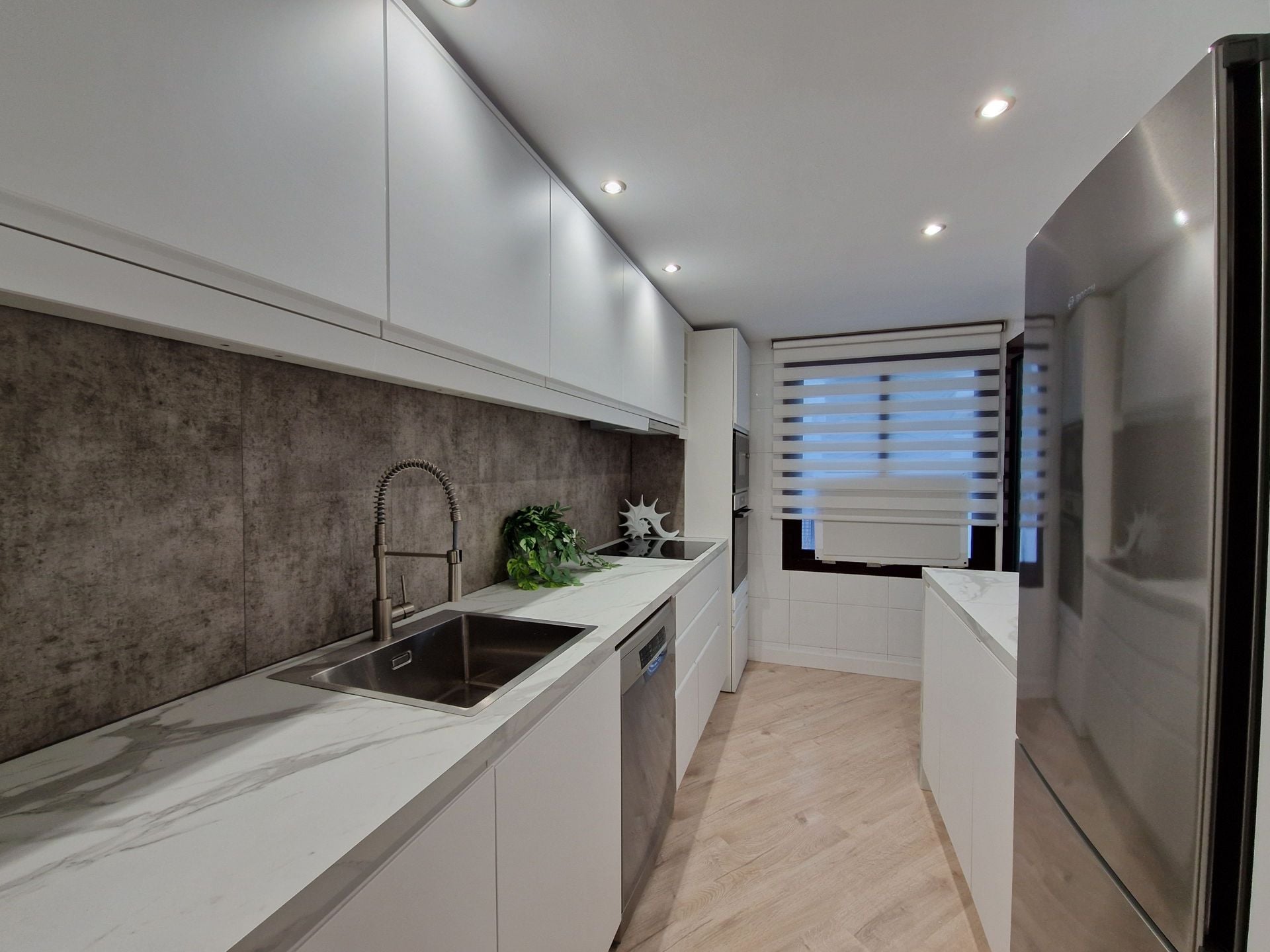 3 Bedroom Apartment in Marbella - Photo 11