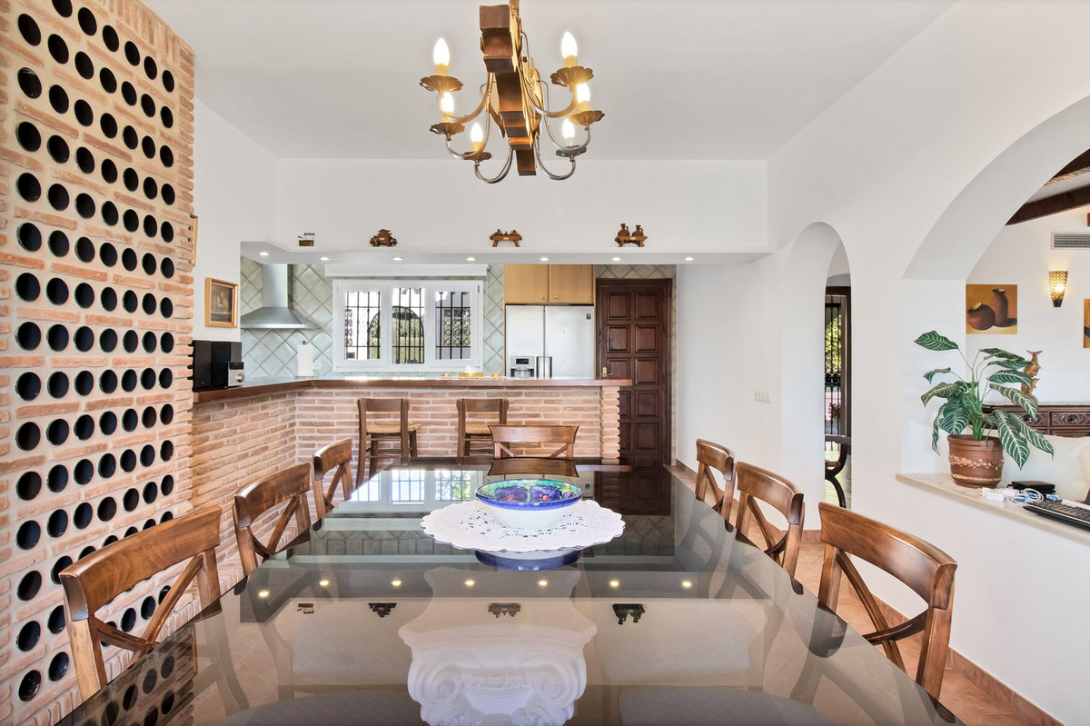 4 Bedroom Villa in San Pedro de Alcántara - Foto 14