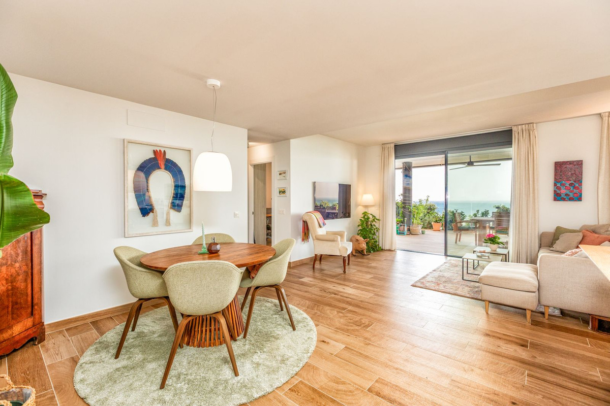 3 Bedroom Apartment in Fuengirola - Photo 13