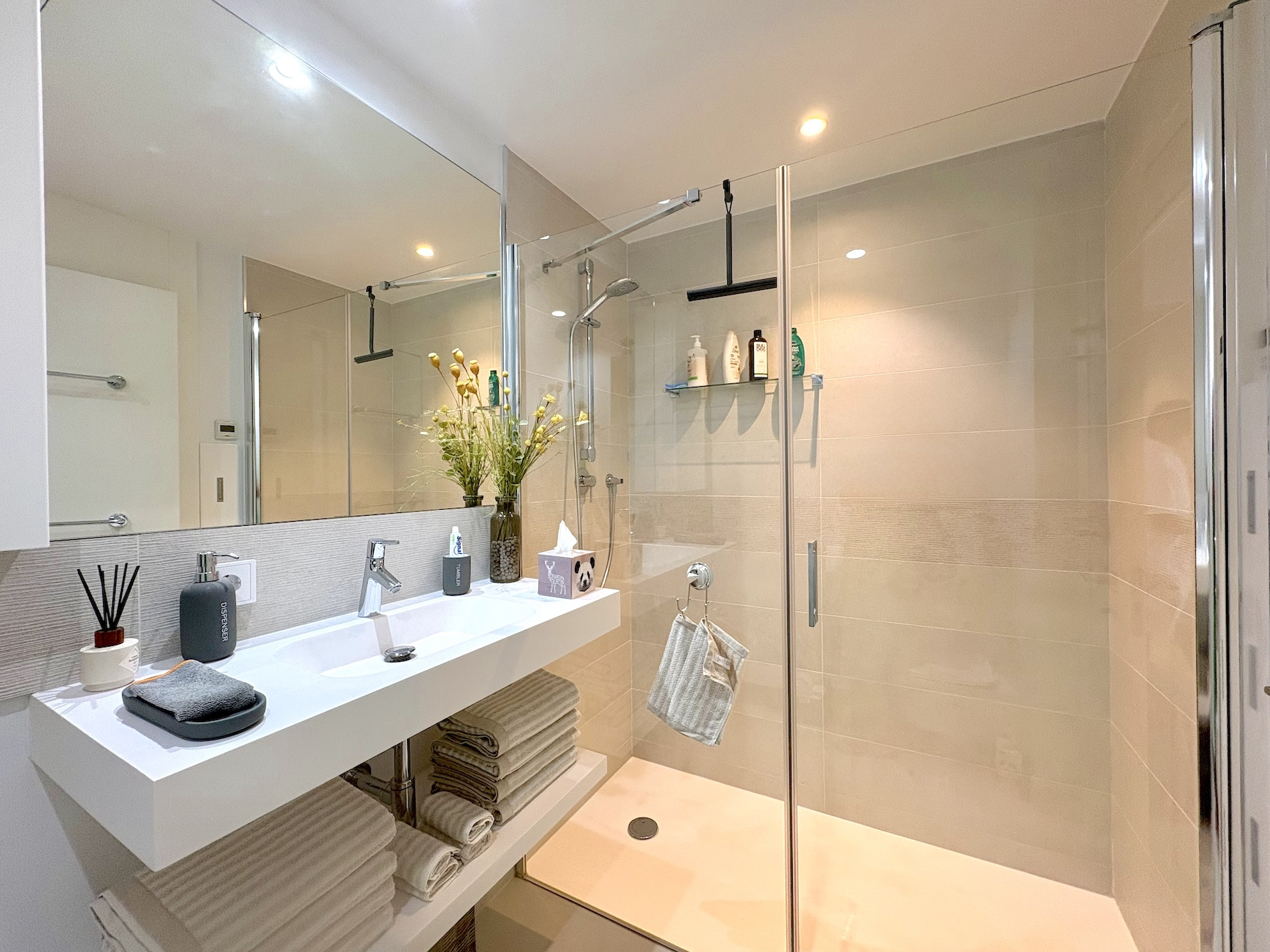 2 Bedroom Apartment in Benalmádena - Photo 36