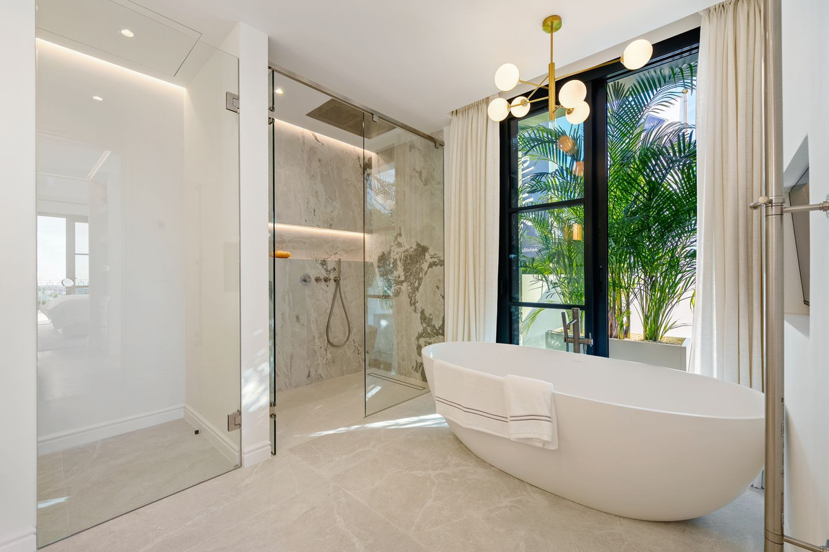 5 Bedroom Villa in Benahavís - Foto 5