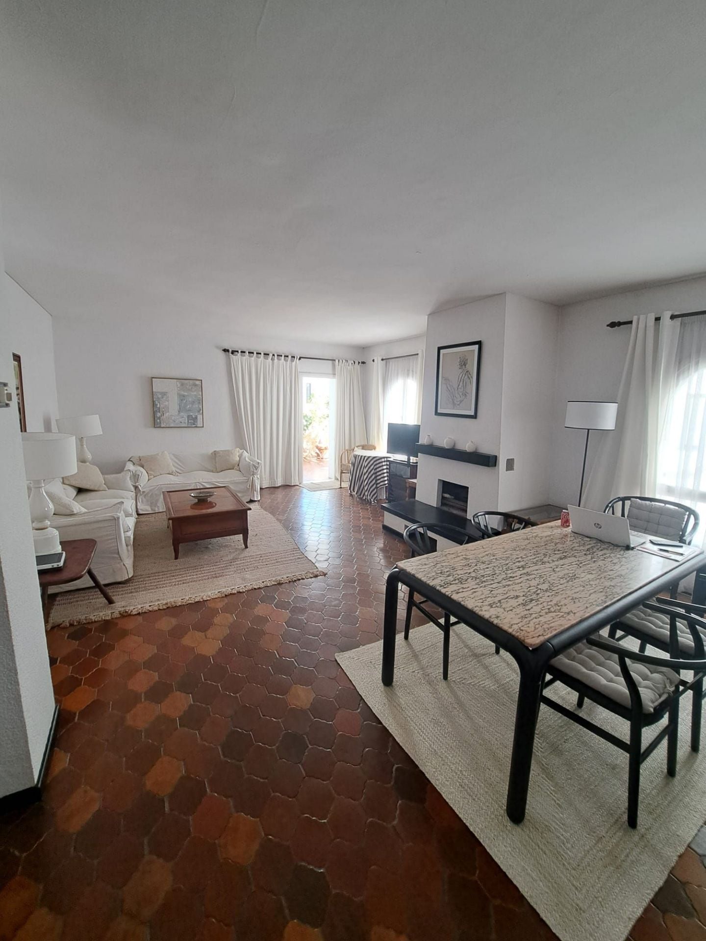 2 Bedroom Apartment in Marbella - Photo 13