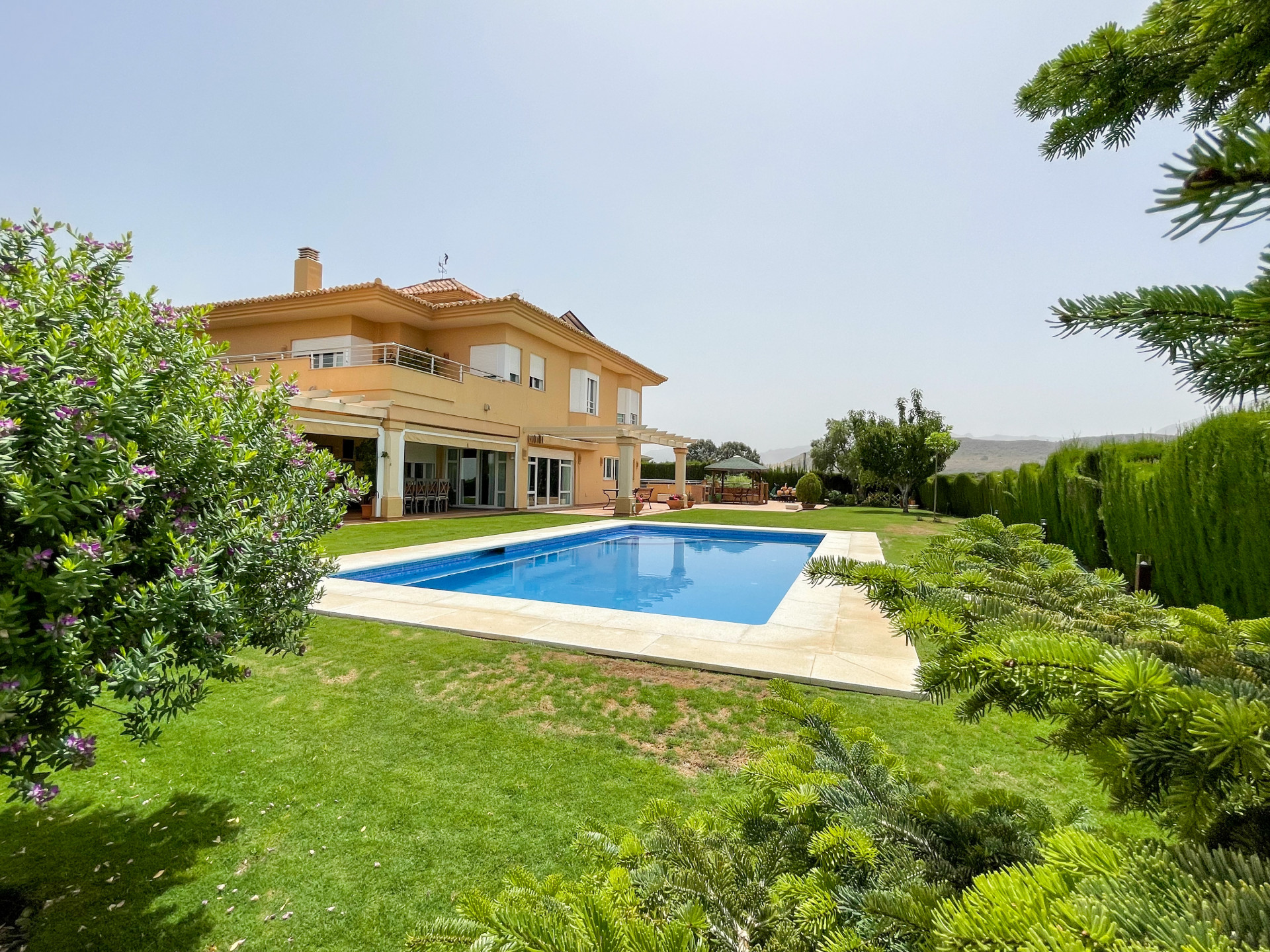 6 Bedroom Villa in Antequera