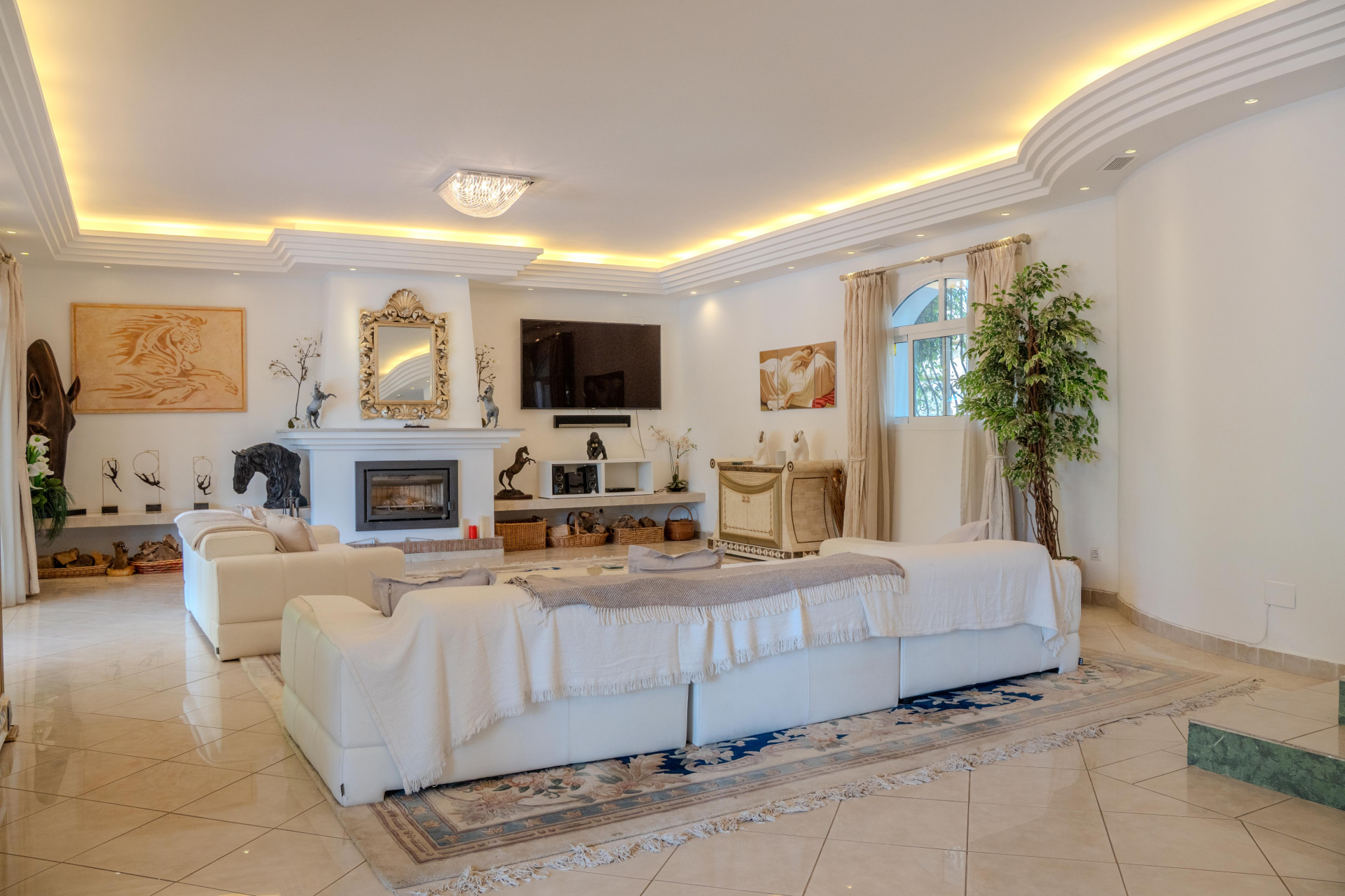 6 Bedroom Villa in Benahavís - Foto 3