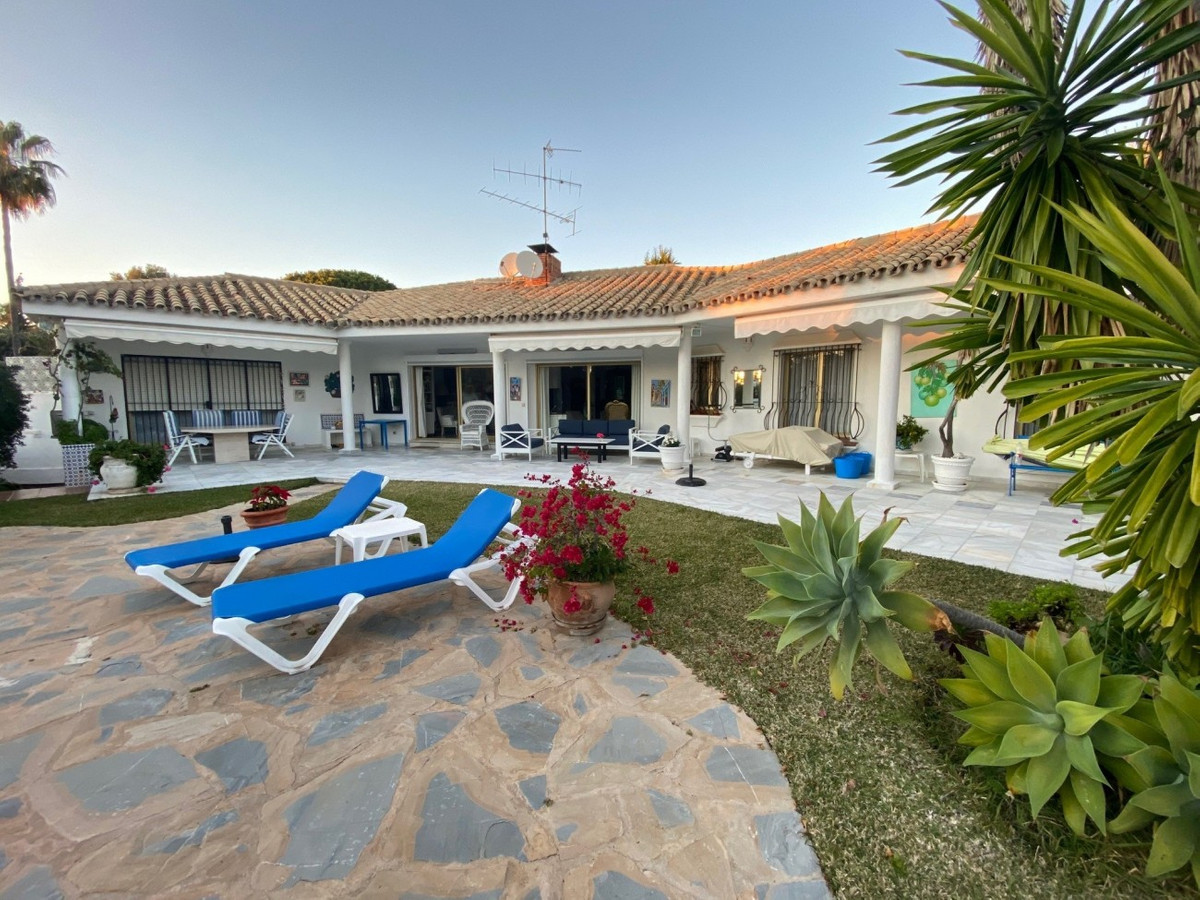 4 Bedroom Villa in Marbella - Foto 2
