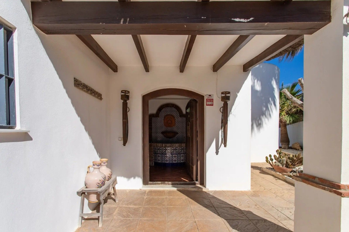 3 Bedroom Villa in Manilva - Photo 17