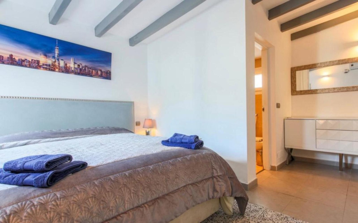 3 Bedroom Villa in Estepona - Foto 10