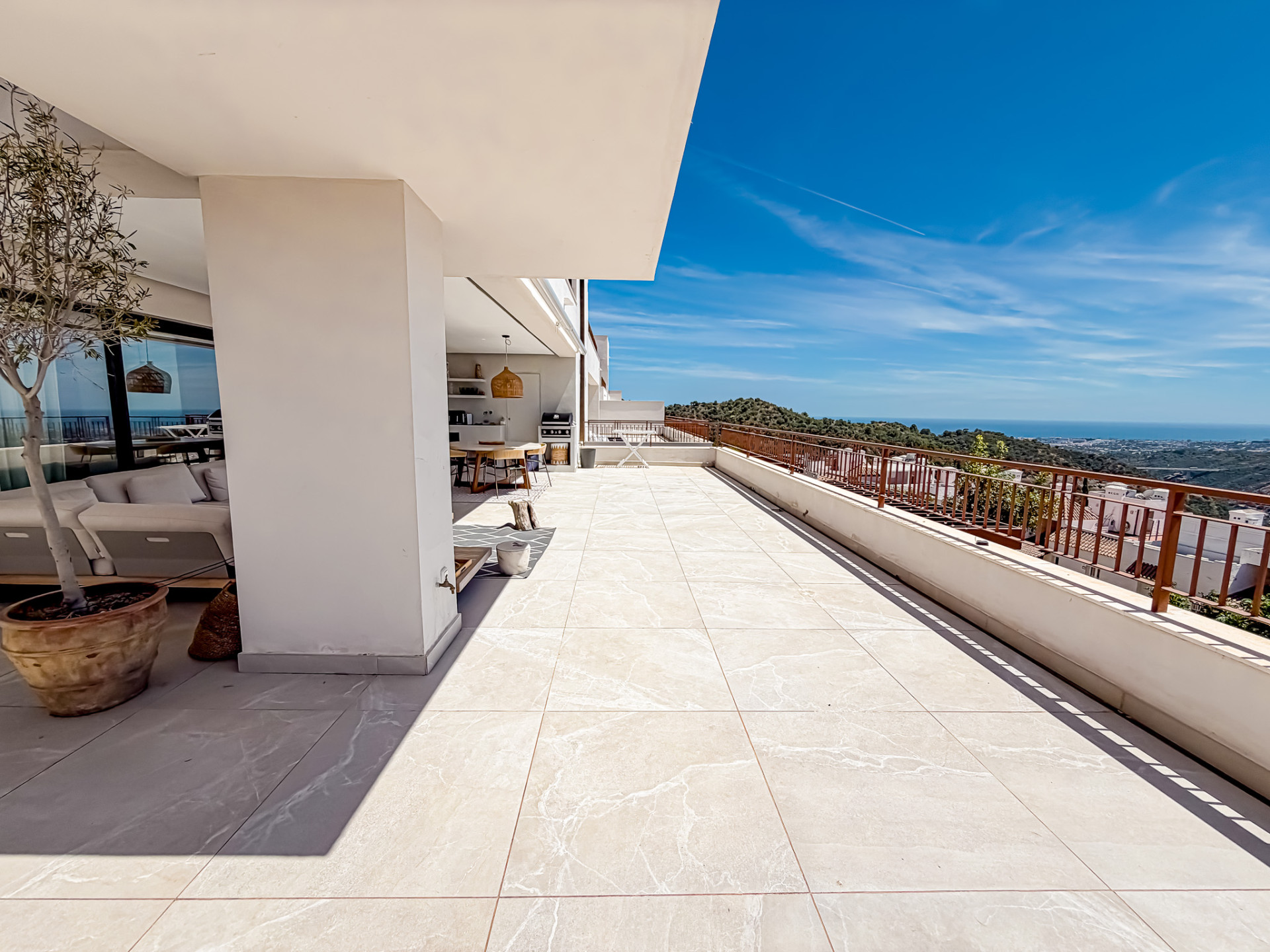 3 Bedroom Apartment in Istán - Photo 15