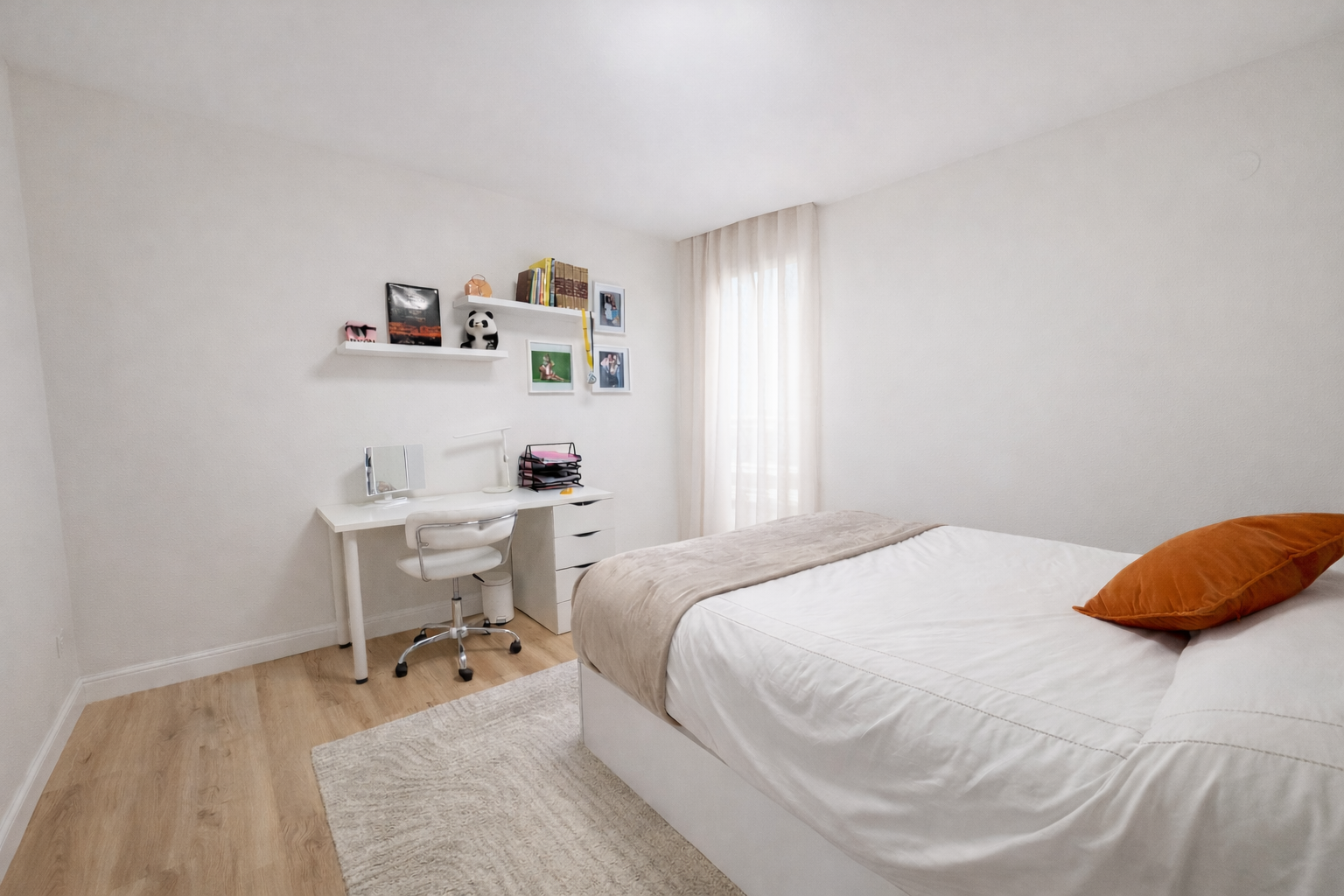 3 Bedroom Apartment in Benalmádena - Photo 10