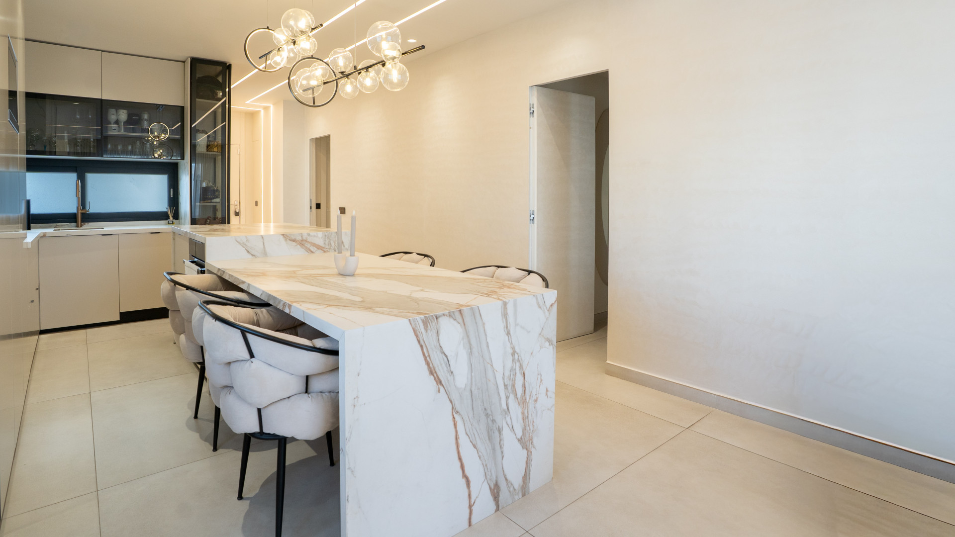 2 Bedroom Penthouse in Mijas - Photo 15