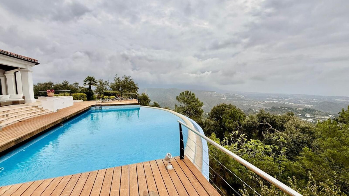 5 Bedroom Villa in Benahavís - Фото 9