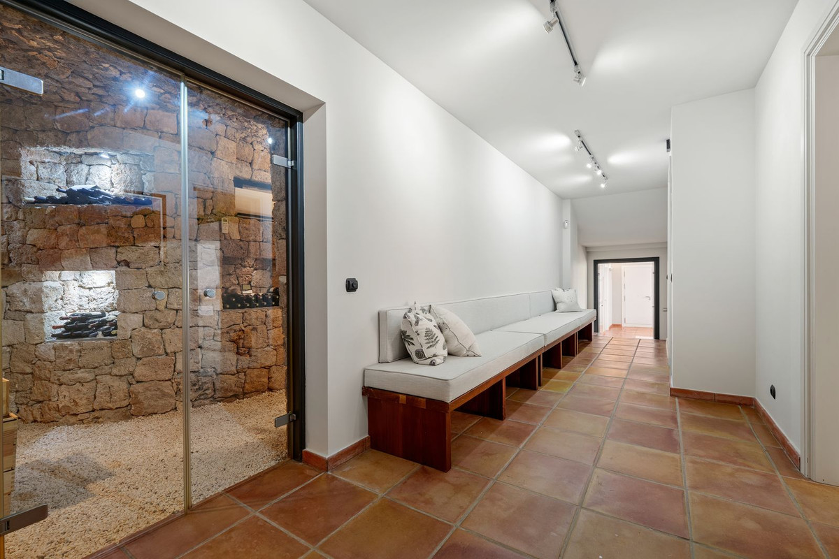 9 Bedroom Villa in Benahavís - Foto 59