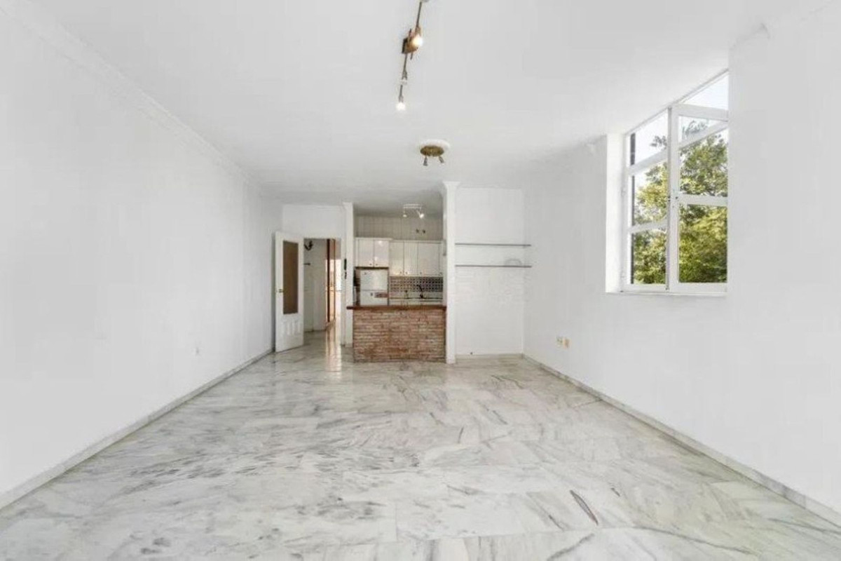 3 Bedroom Apartment in Fuengirola - Foto 2
