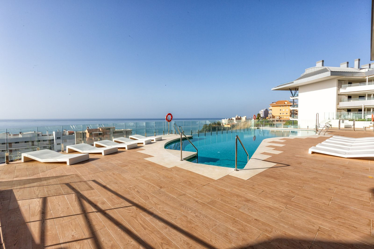 3 Bedroom Apartment in Fuengirola - Photo 38